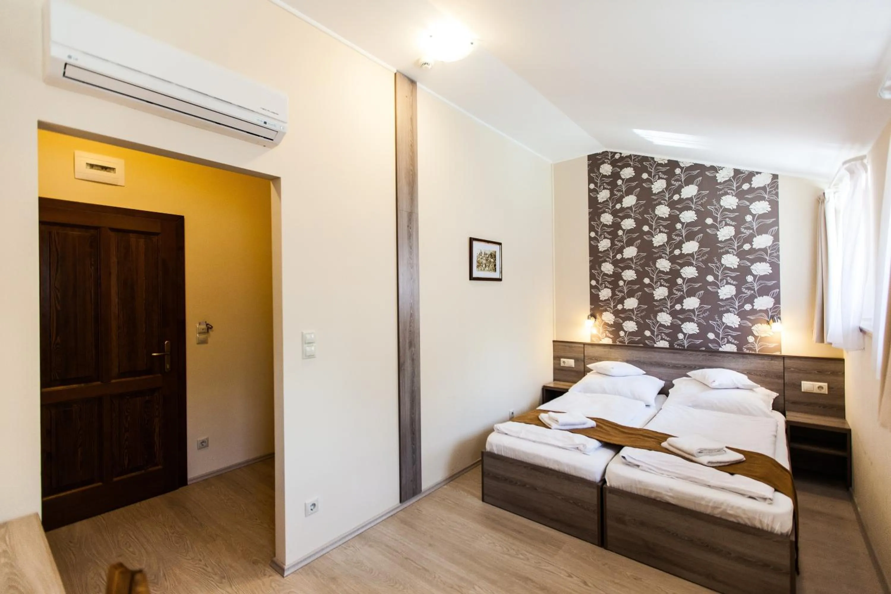 Bedroom, Bed in Piroska Csárda és Panzió