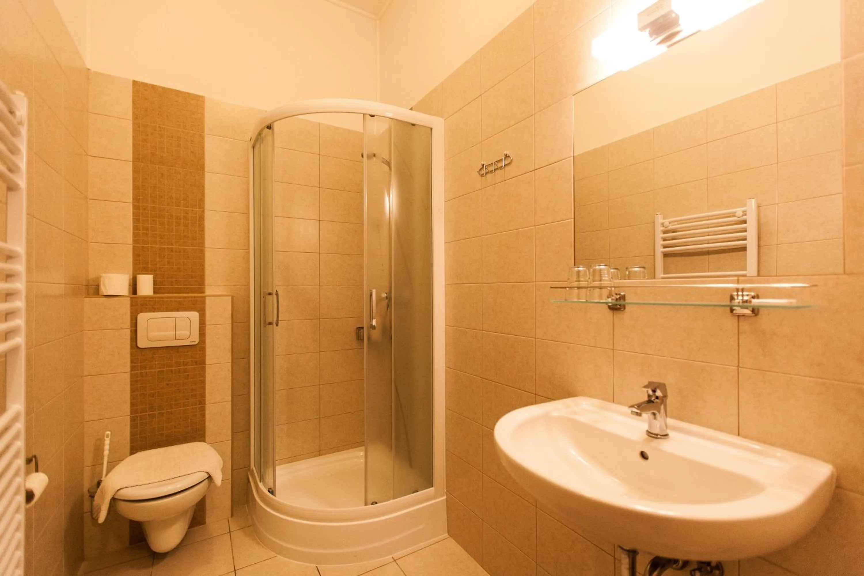 Bathroom in Piroska Csárda és Panzió