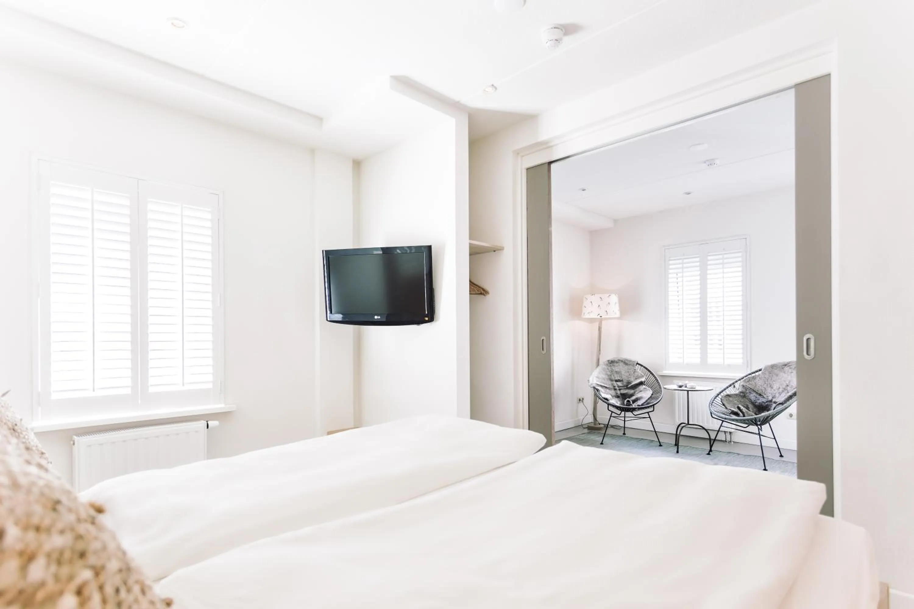 Bed in Logement Overzee