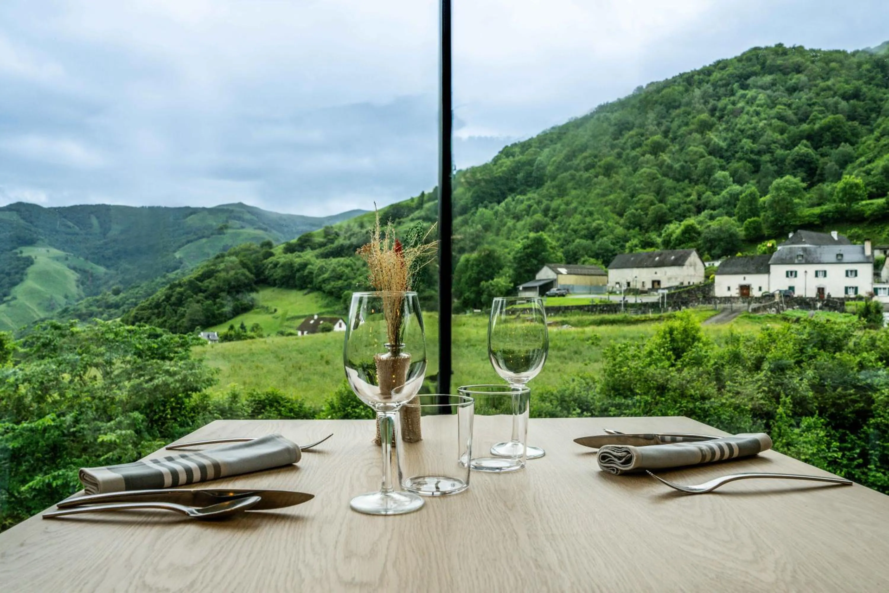 Natural landscape in Logis Hôtel Etchemaïté