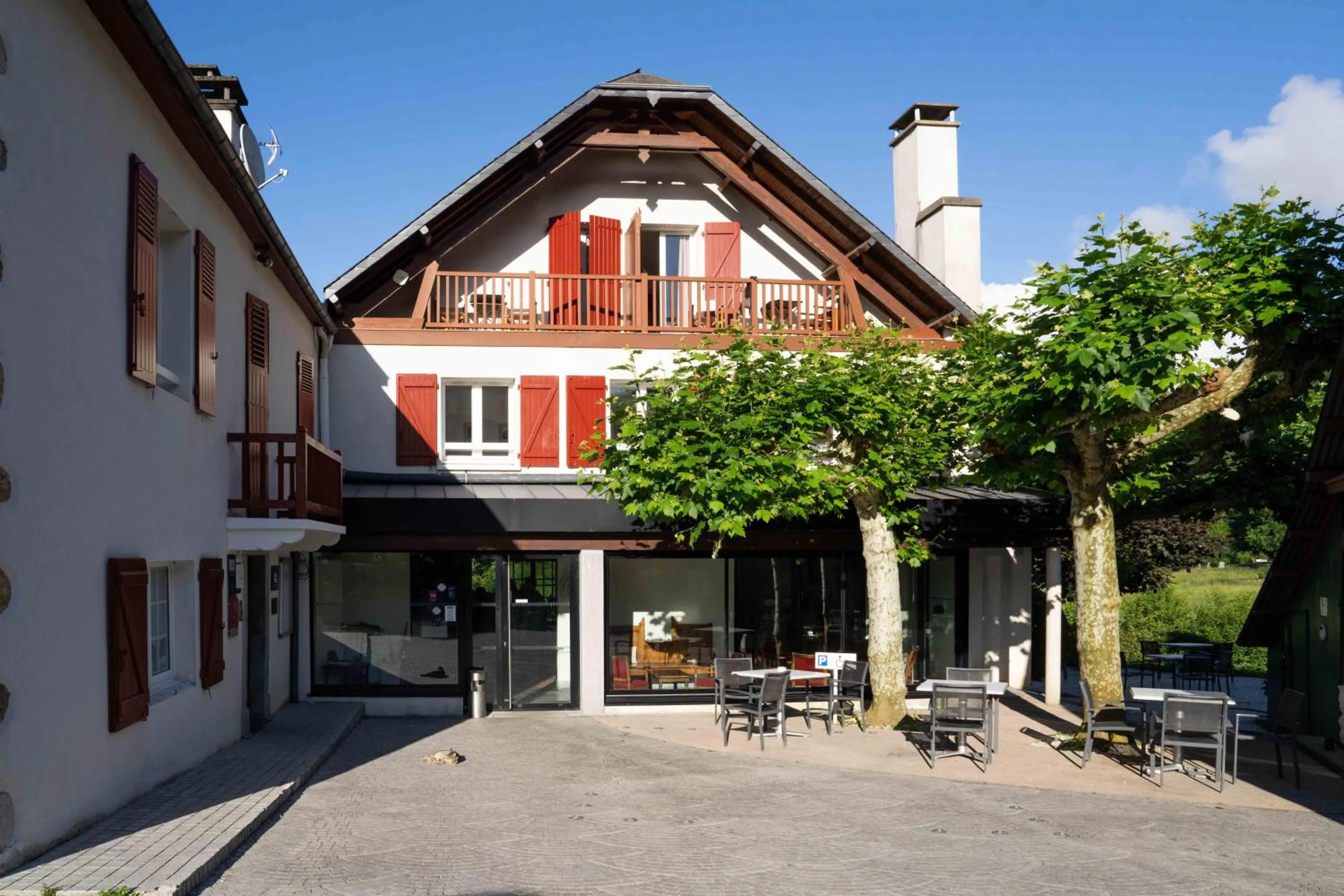 Property building in Logis Hôtel Etchemaïté
