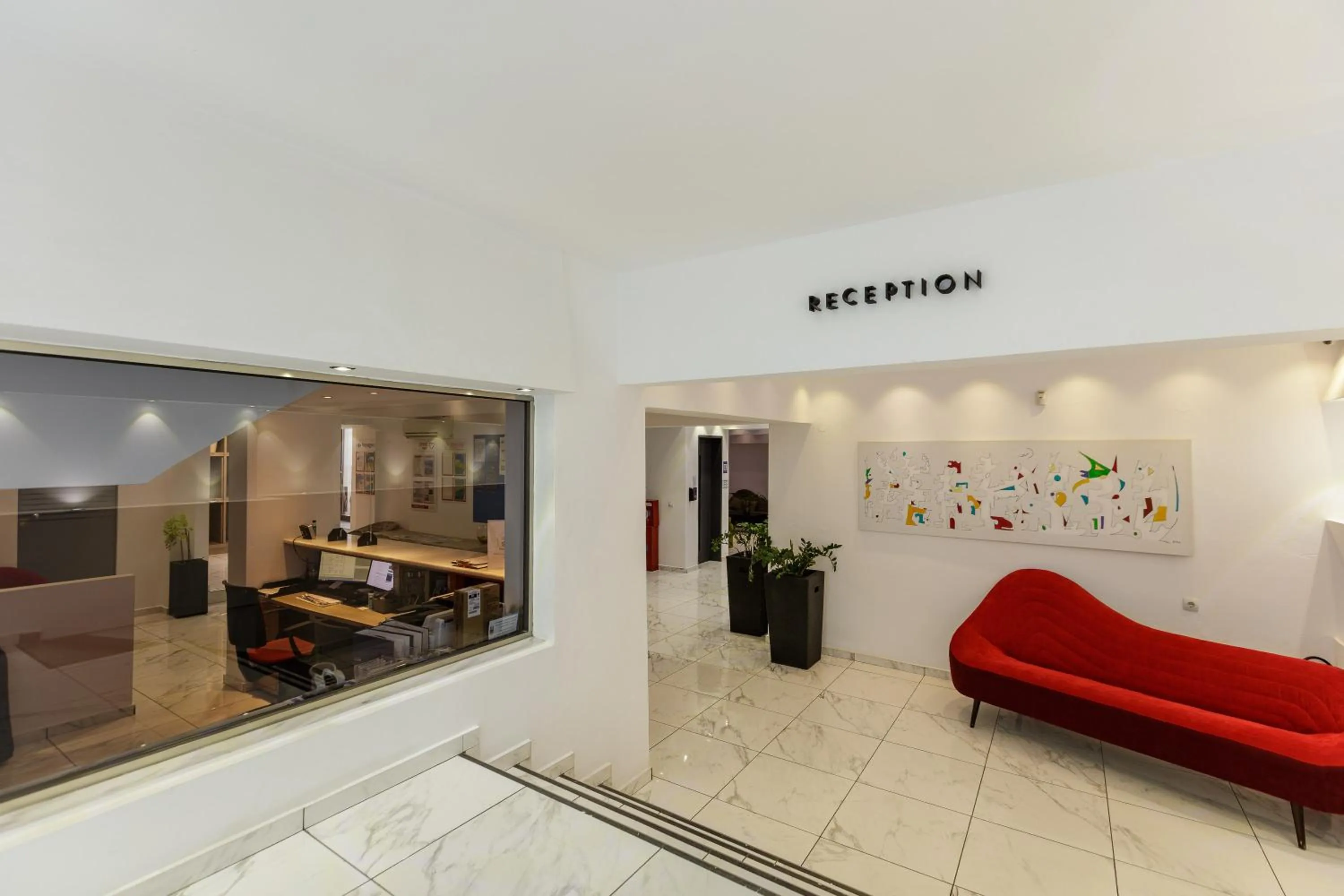 Lobby or reception in Kahlua Sea View Suites - Adults Only