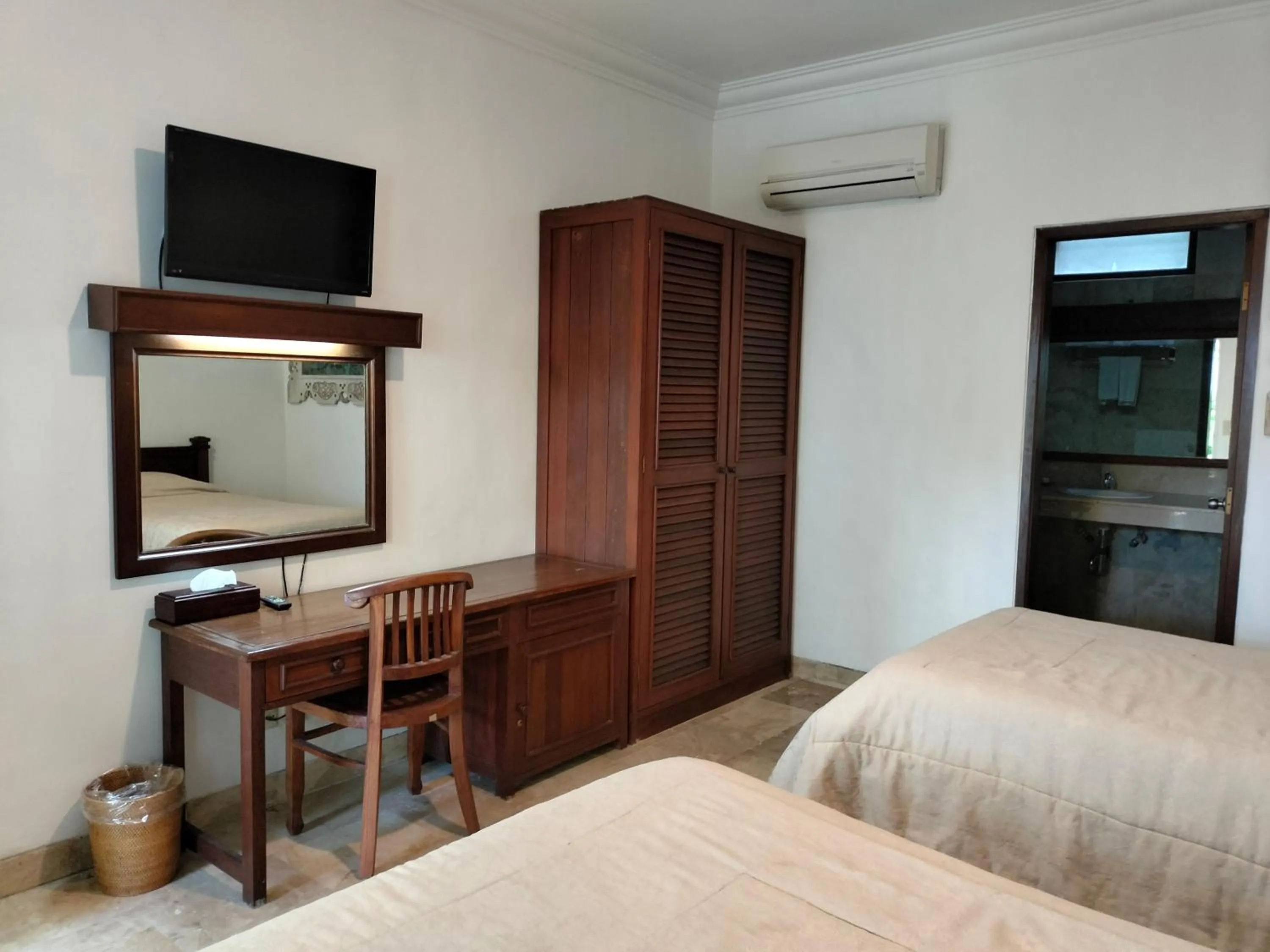 Bedroom, Bed in Grand Kumala Hotel - Hotel Kumala Legian Kuta Bali