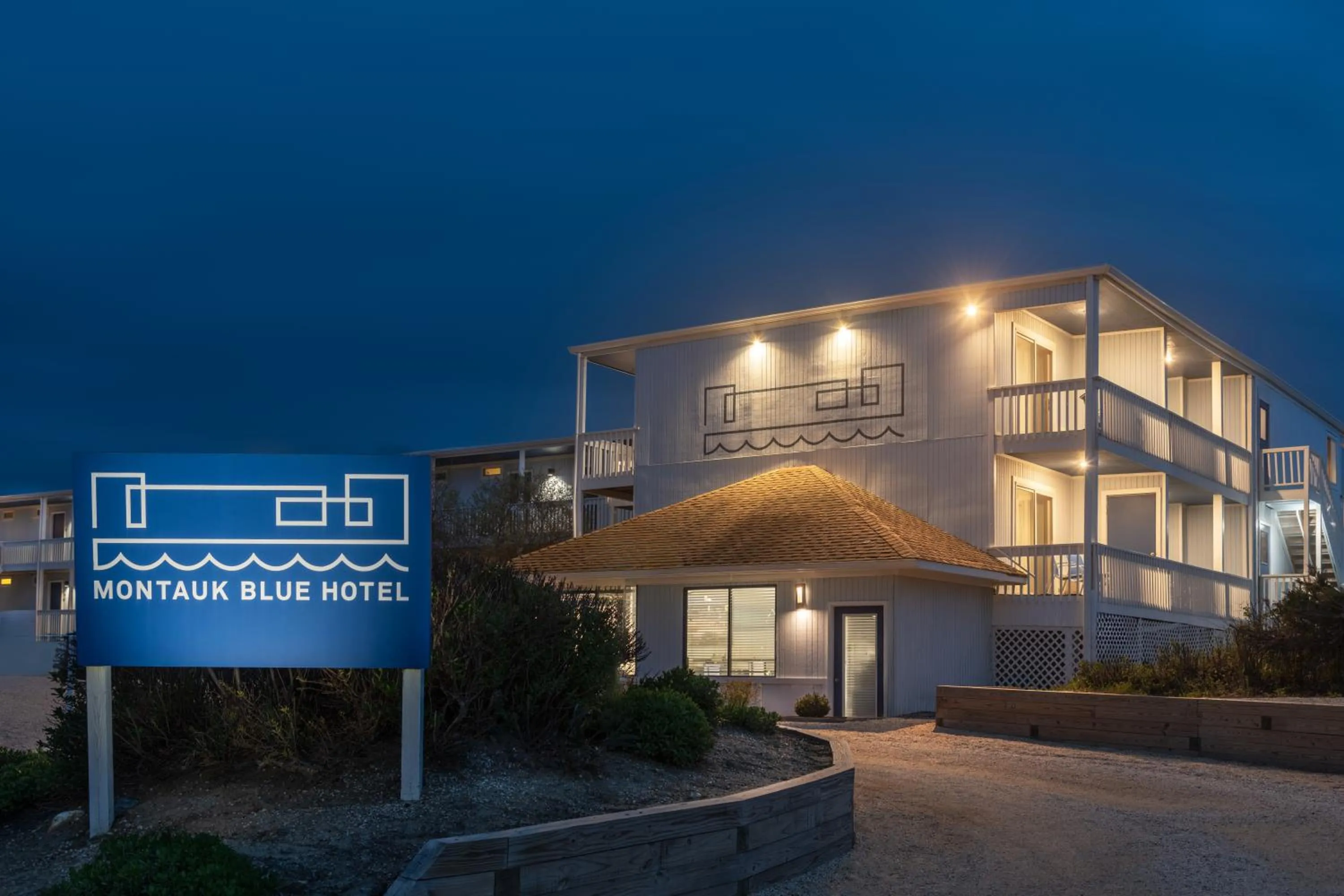 Property building in Montauk Blue Hotel