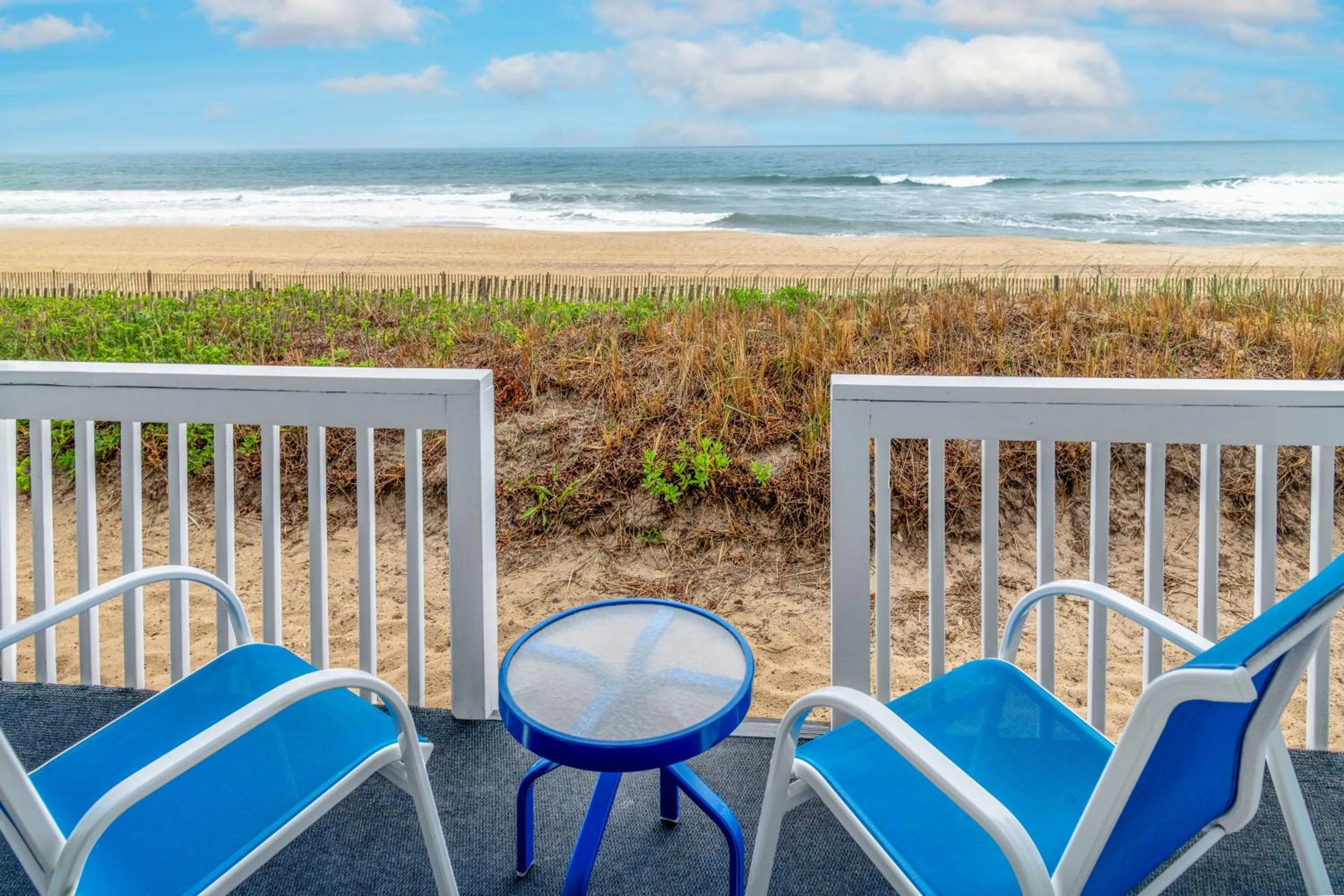 Balcony/Terrace in Montauk Blue Hotel