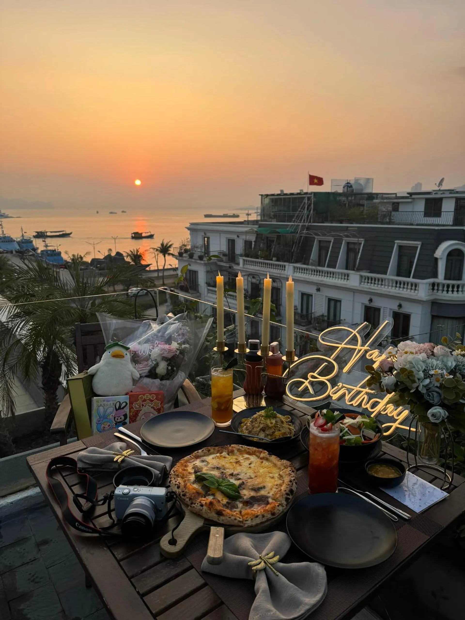 Deja Vu House Ha Long