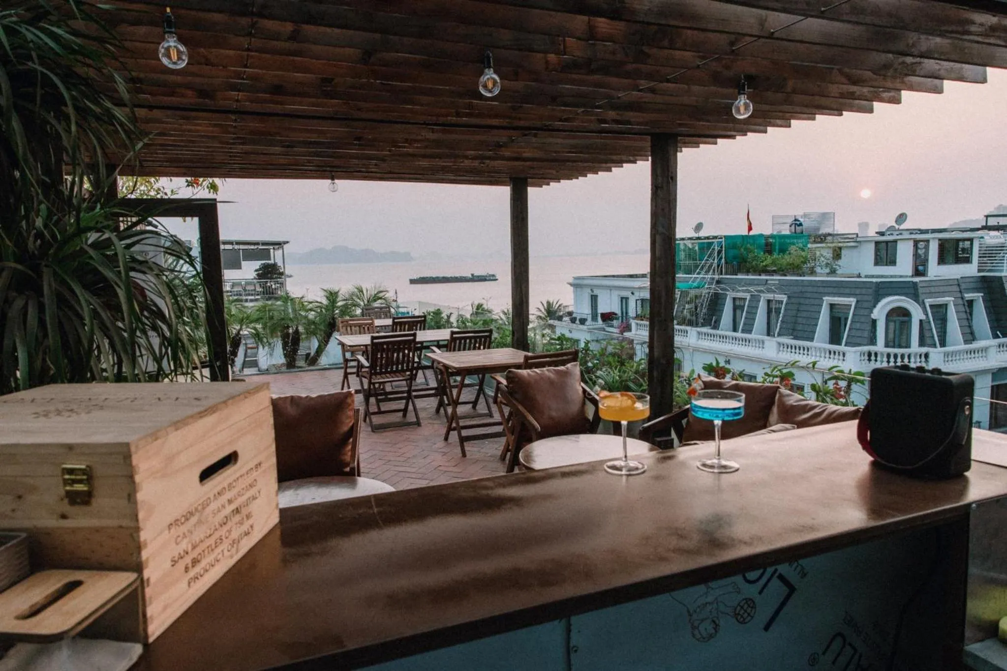 Balcony/Terrace in Deja Vu House Ha Long