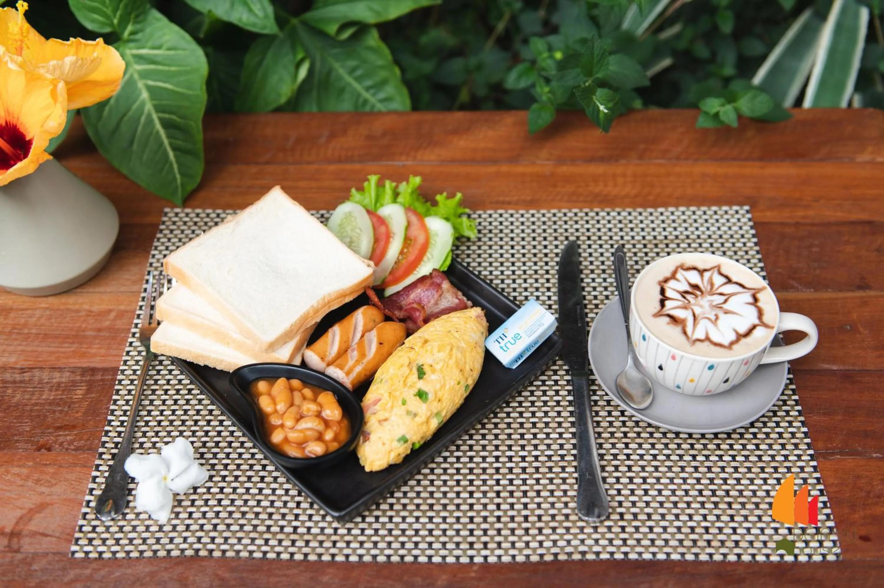 Breakfast in Deja Vu House Ha Long