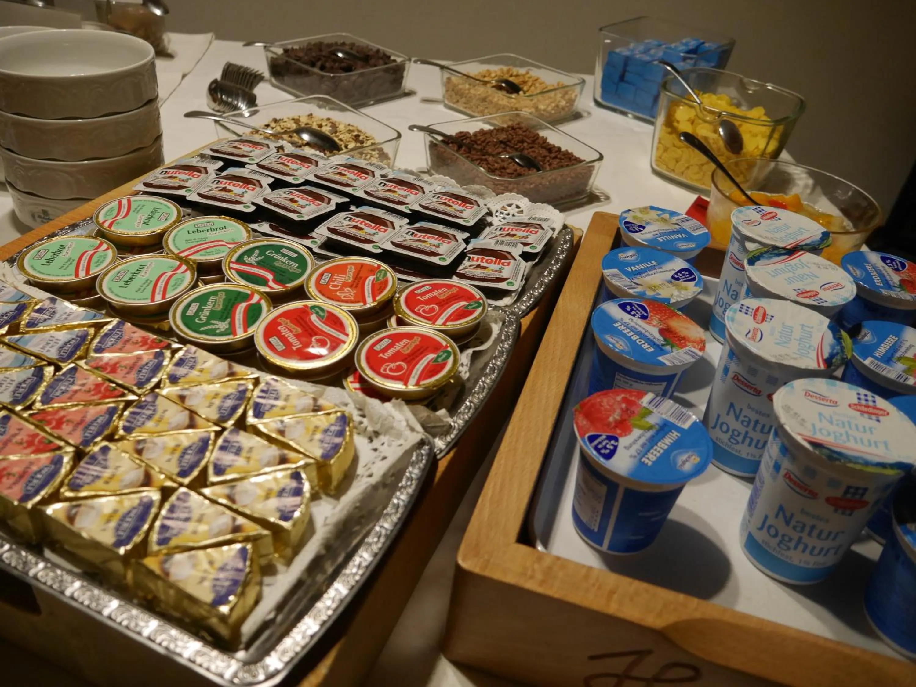 Buffet breakfast in Hotel Garni Höchschmied