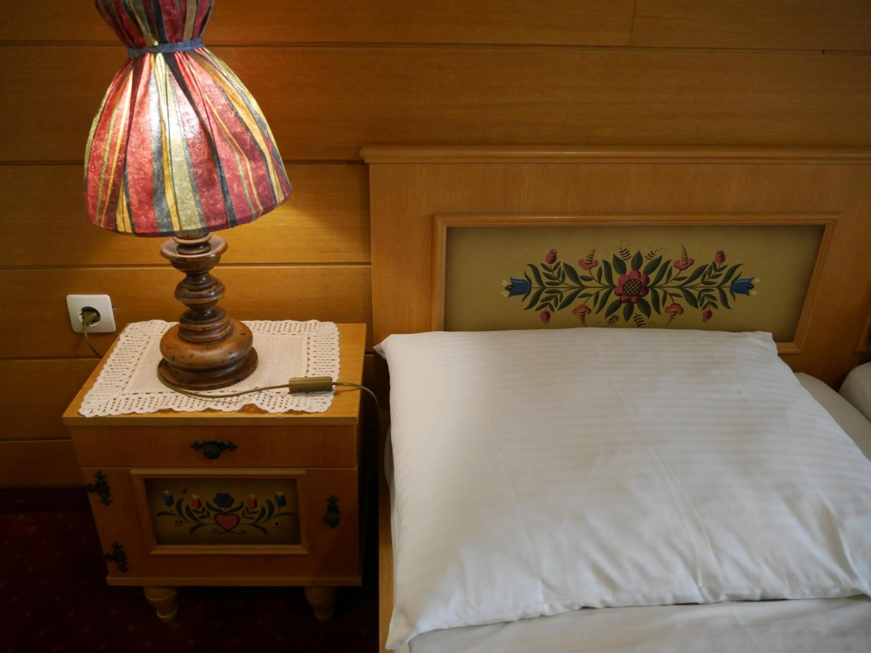 Decorative detail, Bed in Hotel Garni Höchschmied
