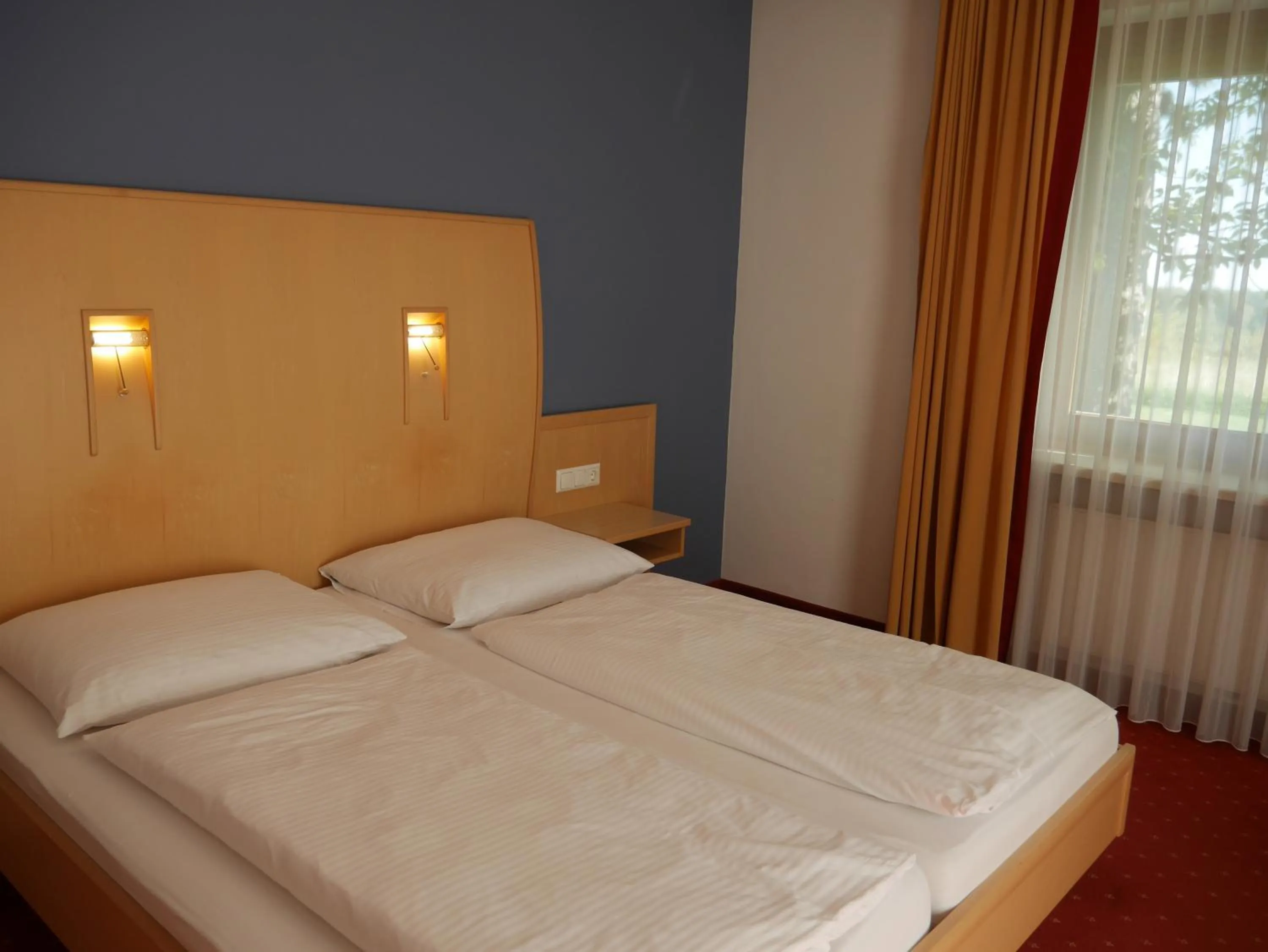 Photo of the whole room, Bed in Hotel Garni Höchschmied