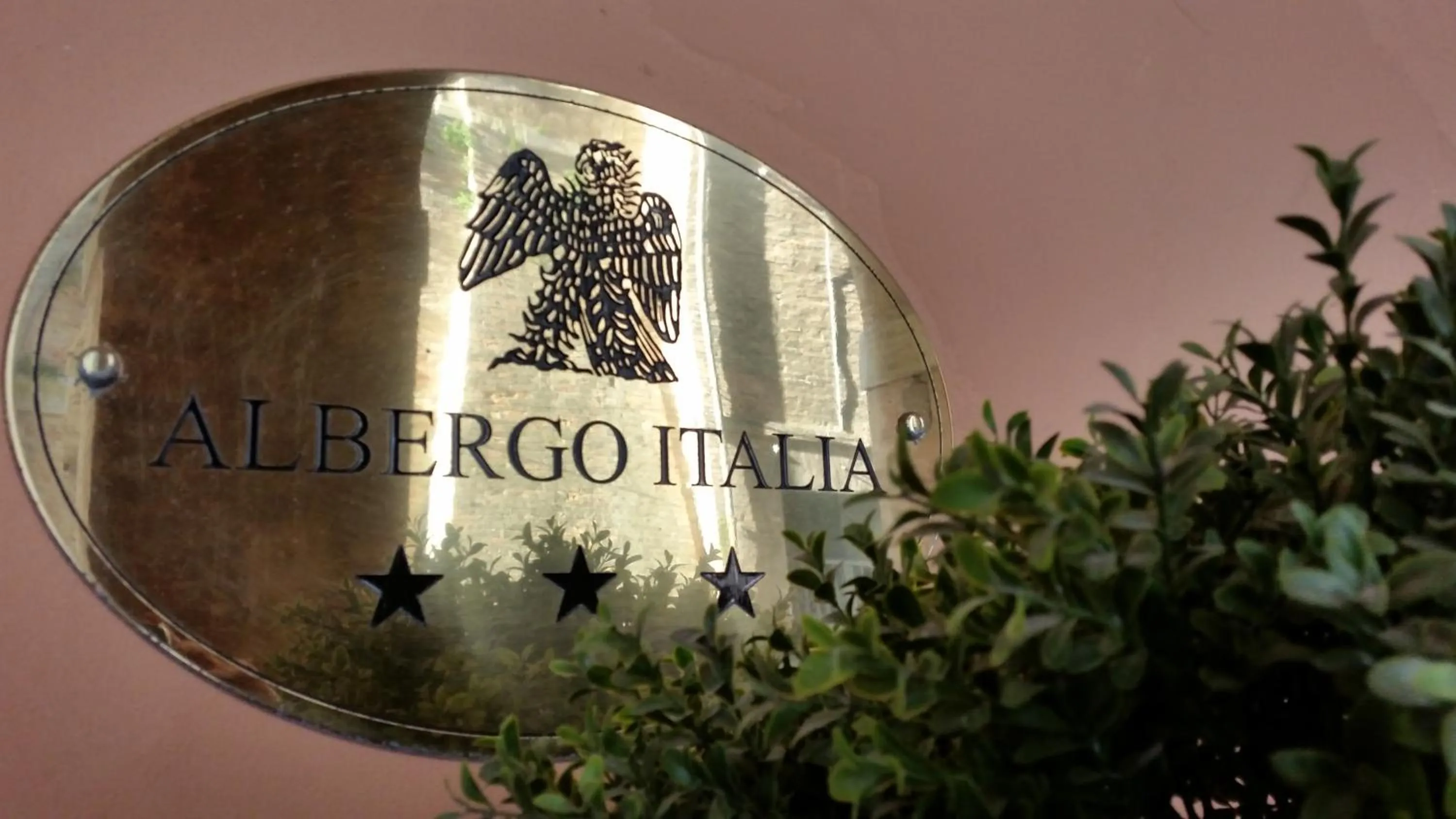 Facade/entrance in Albergo Italia