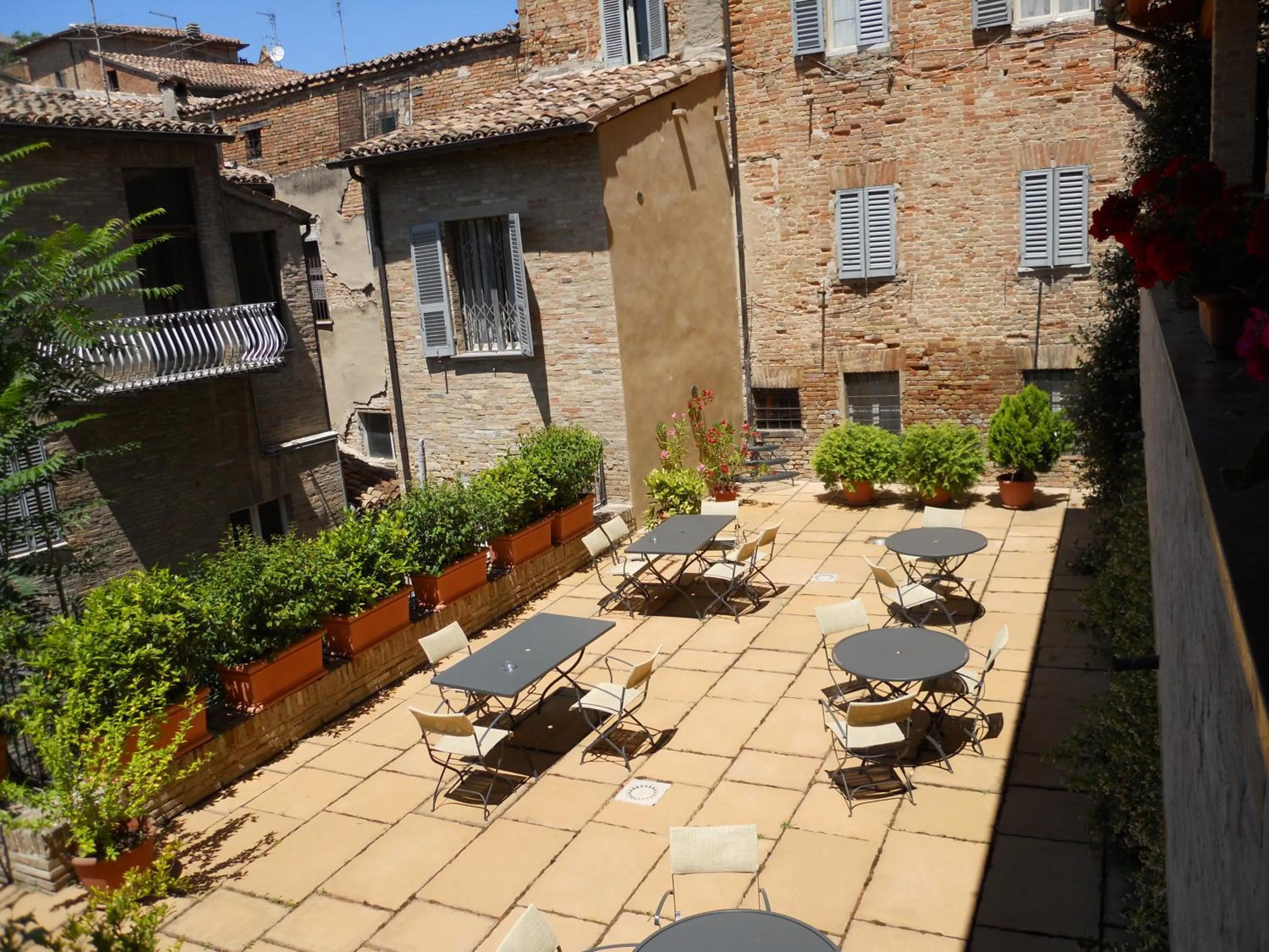 Facade/entrance in Albergo Italia