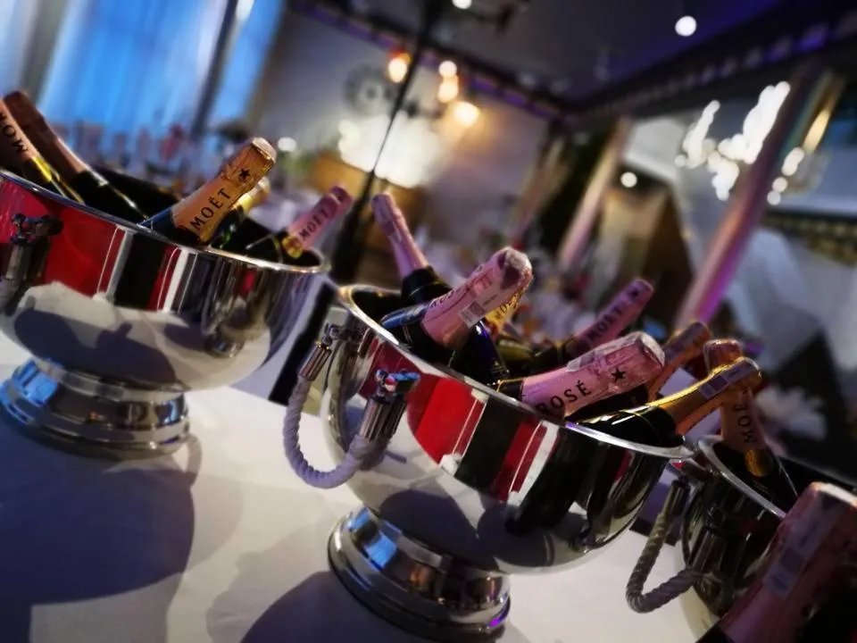 Restaurant/places to eat in Hotel Ramka & Restaurant & Wine Bar