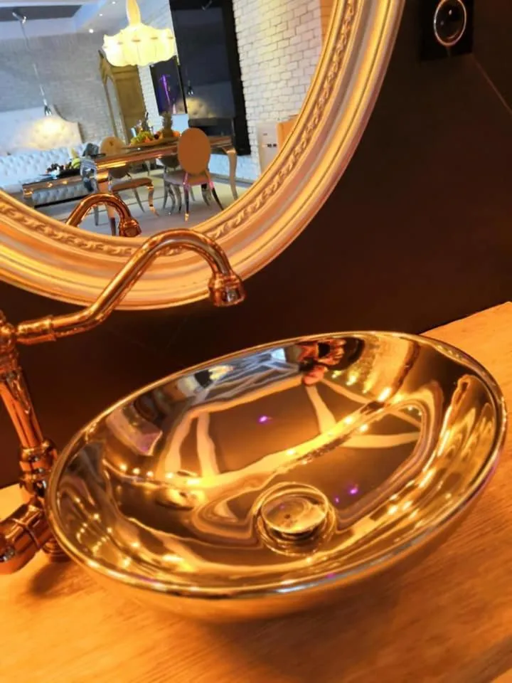 Hotel Ramka & Restaurant & Wine Bar