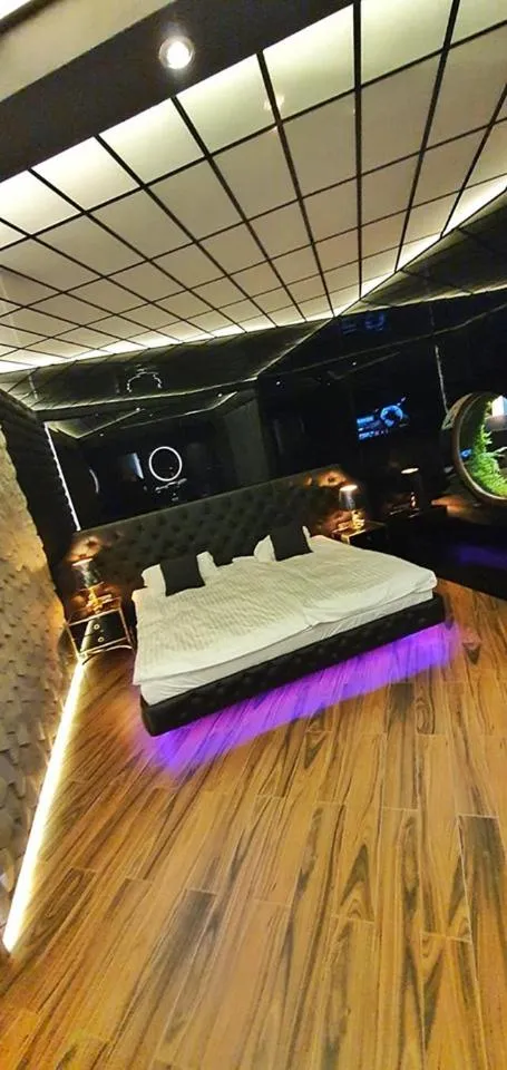 Hotel Ramka & Restaurant & Wine Bar