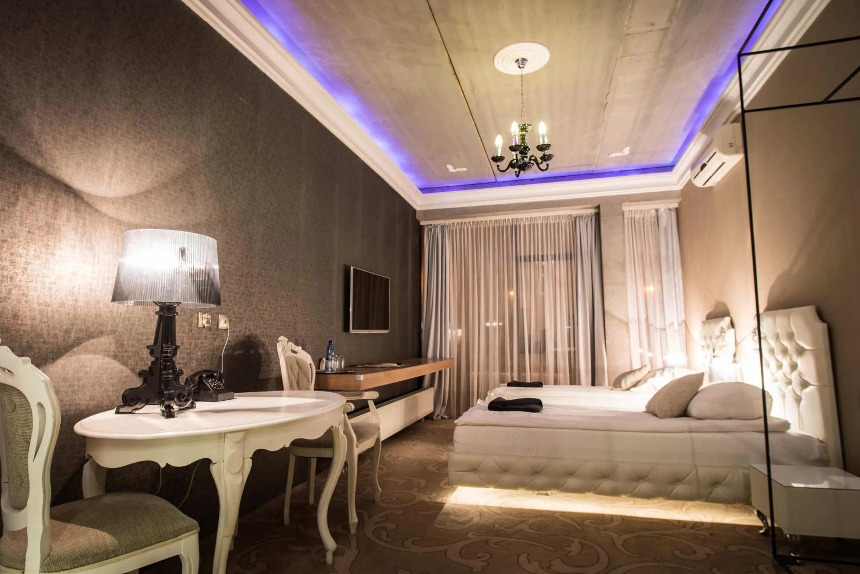 Hotel Ramka & Restaurant & Wine Bar