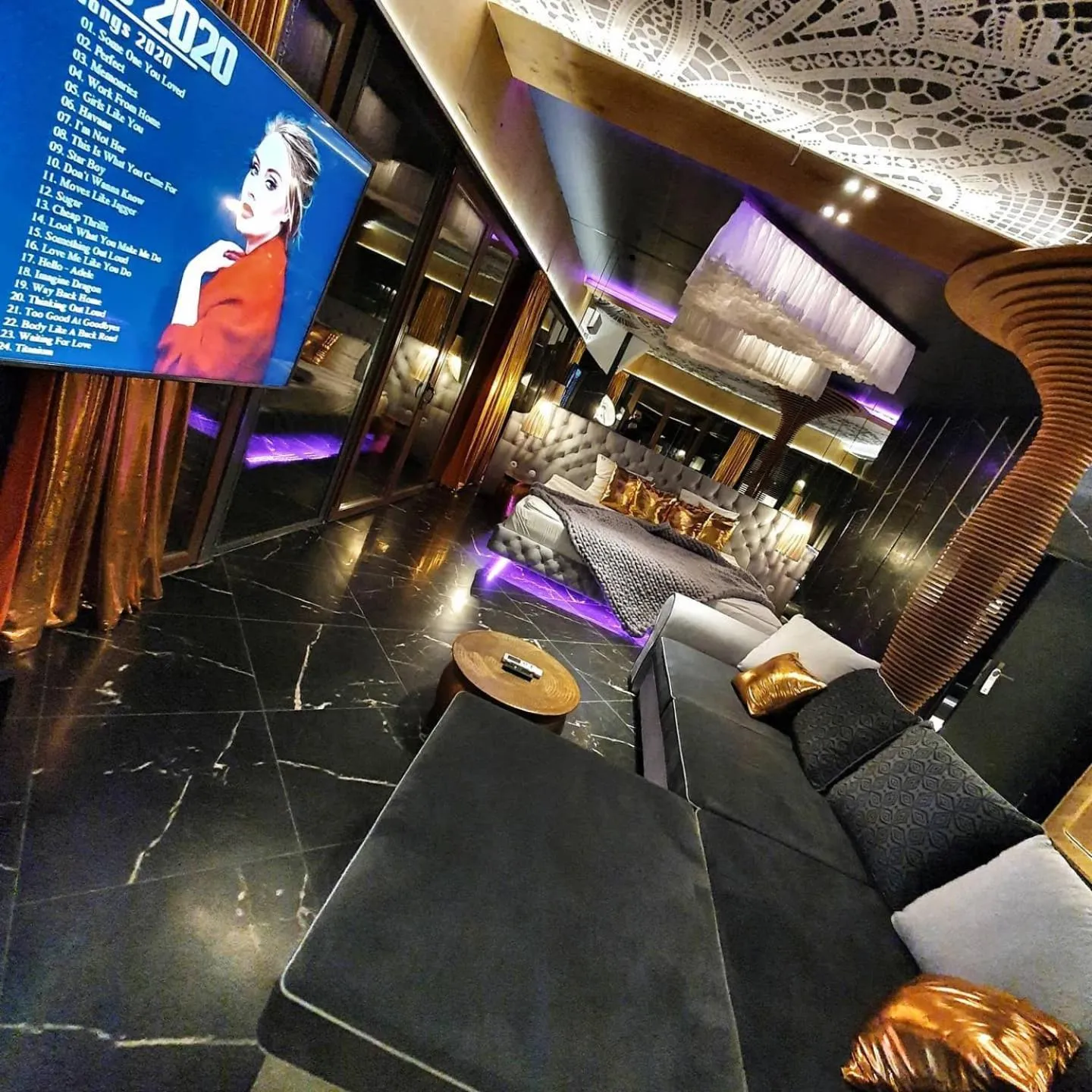 Hotel Ramka & Restaurant & Wine Bar