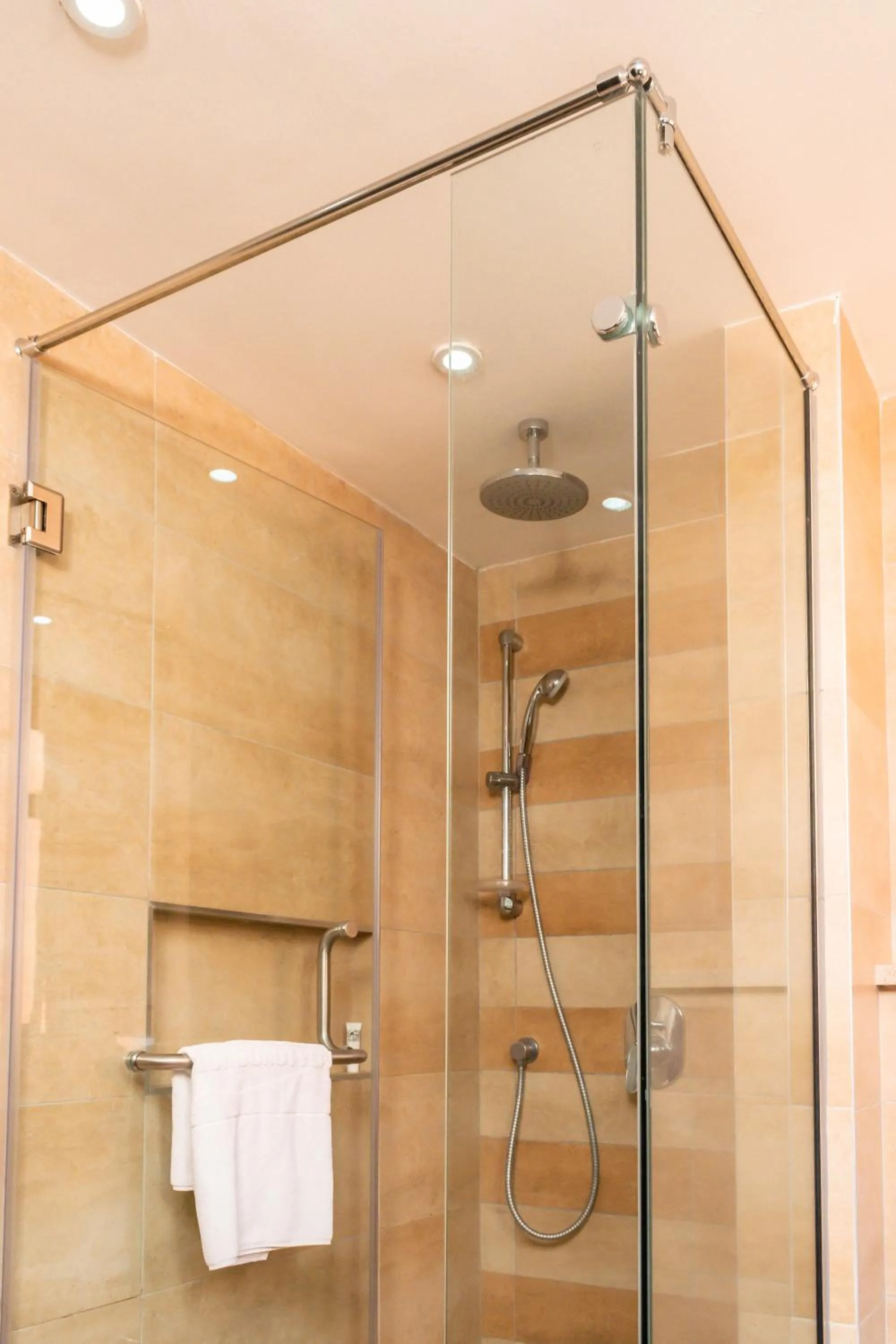 Bathroom in Longonot Place Serviced Apartment-Nairobi, City Centre CBD