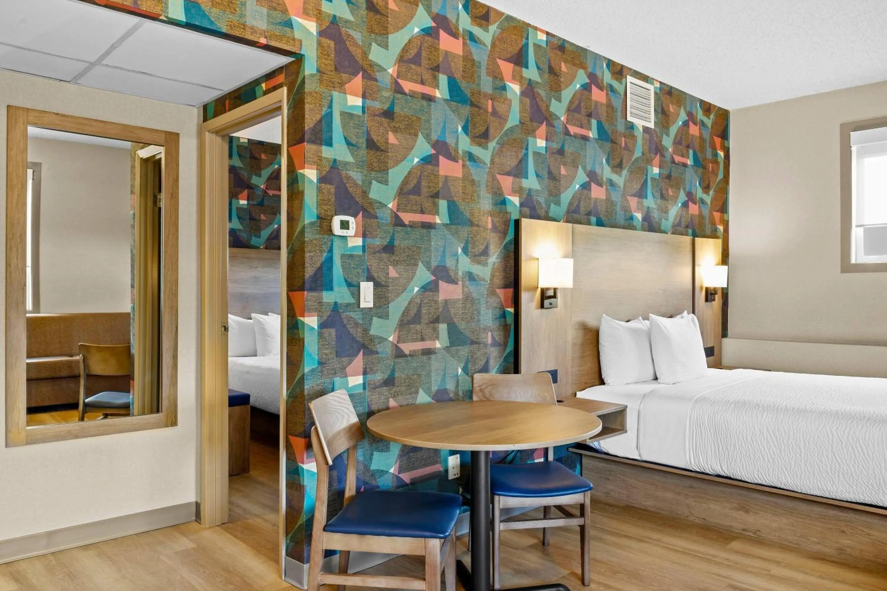 Photo of the whole room, Bed in Days Inn & Suites by Wyndham West Edmonton