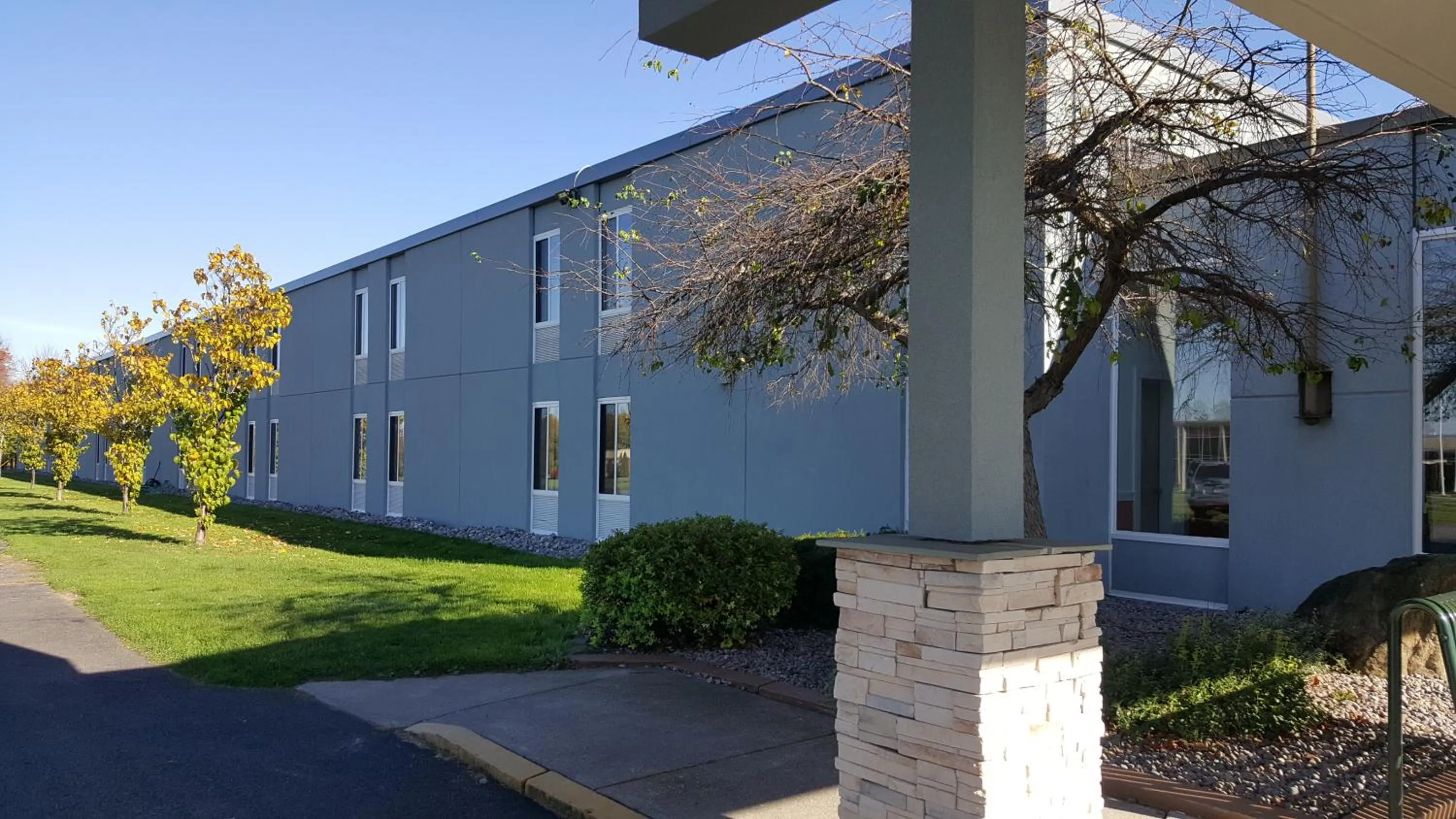 Property Building in Motel 6-Oriskany, NY
