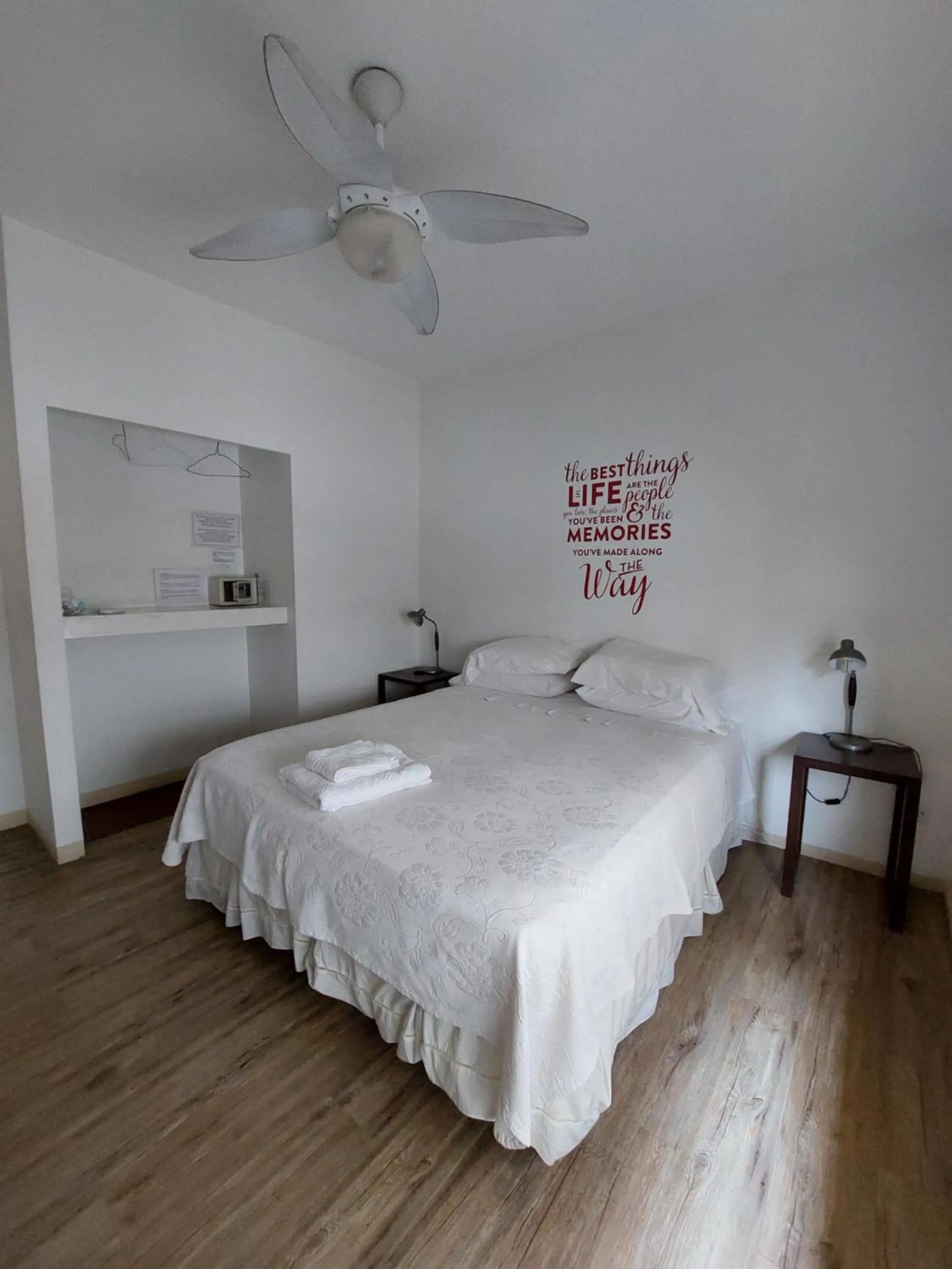 Bed in BA Stop Hotel House