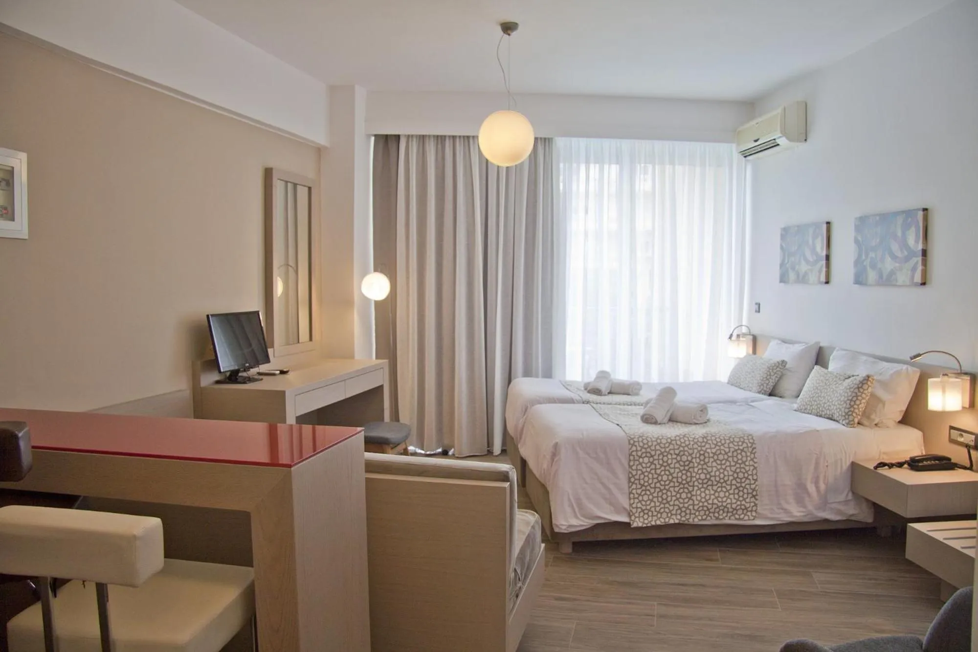 Bedroom, Bed in Hotel Christina