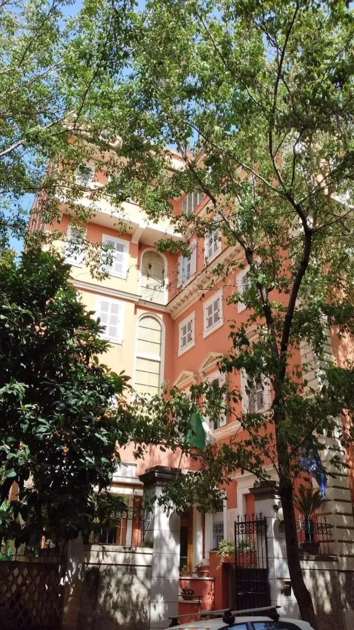Property building in Hotel Casa Valdese Roma