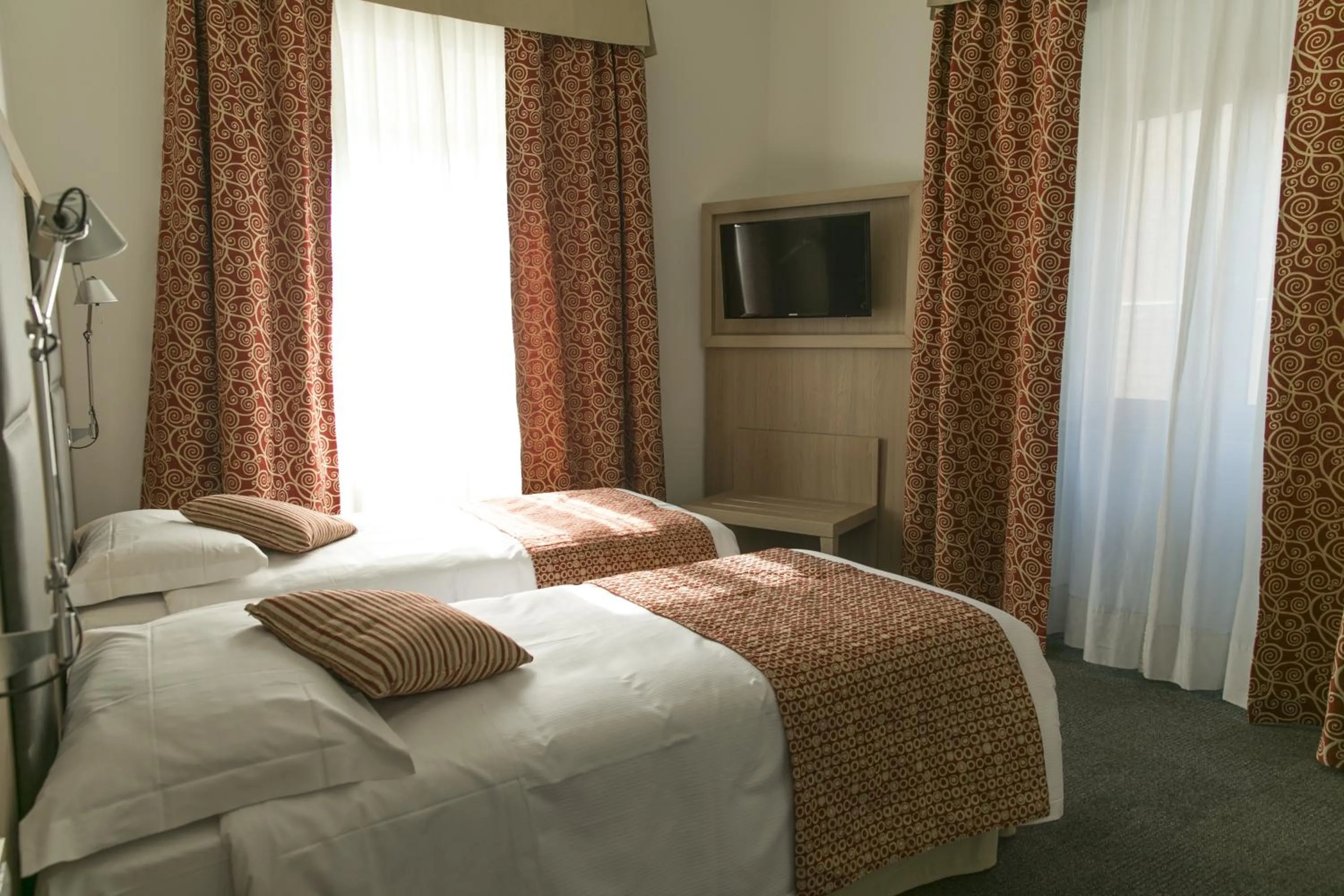 Bedroom, Bed in Hotel Casa Valdese Roma