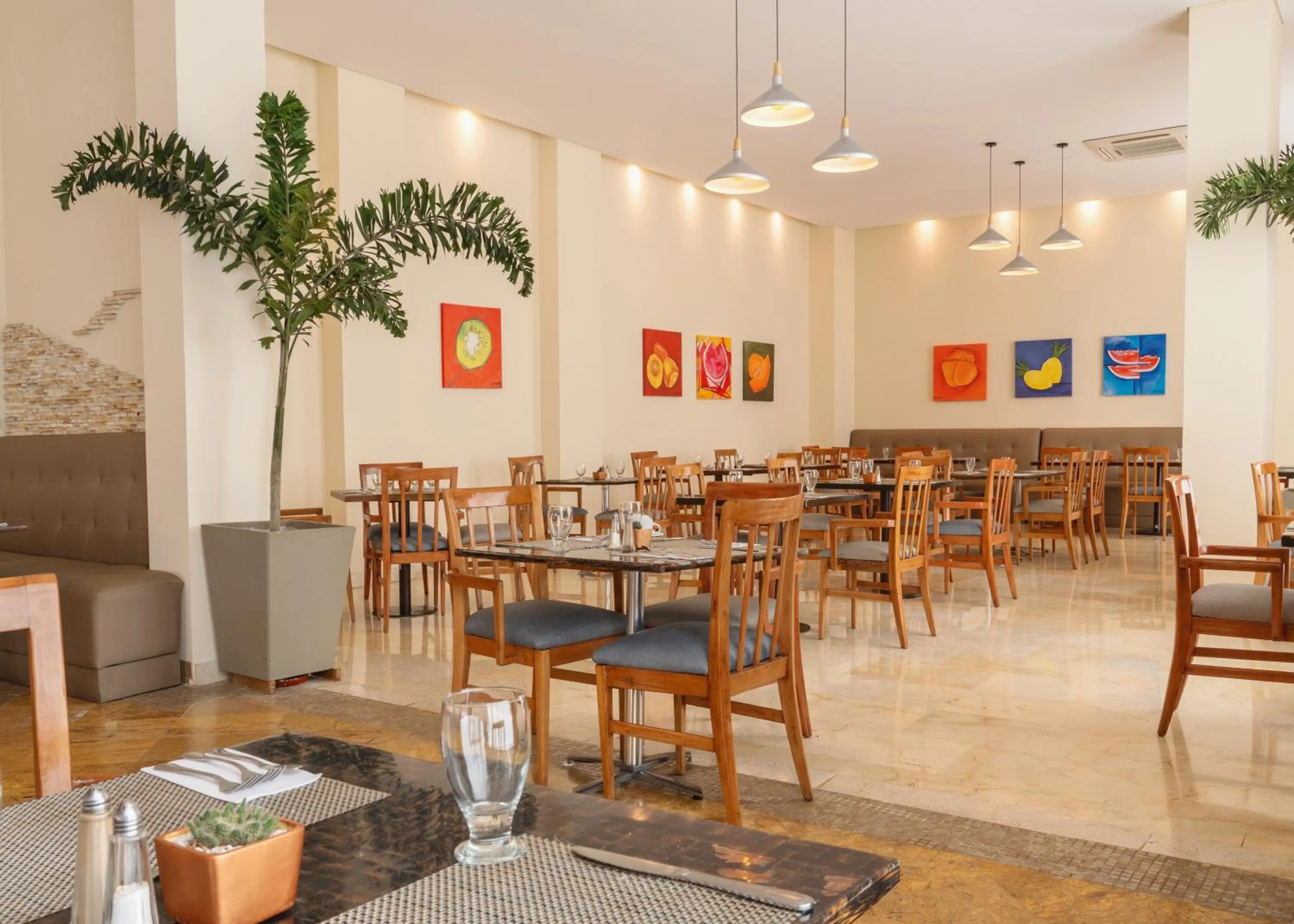 Restaurant/places to eat in Hotel Dann Carlton Barranquilla y Centro de Convenciones