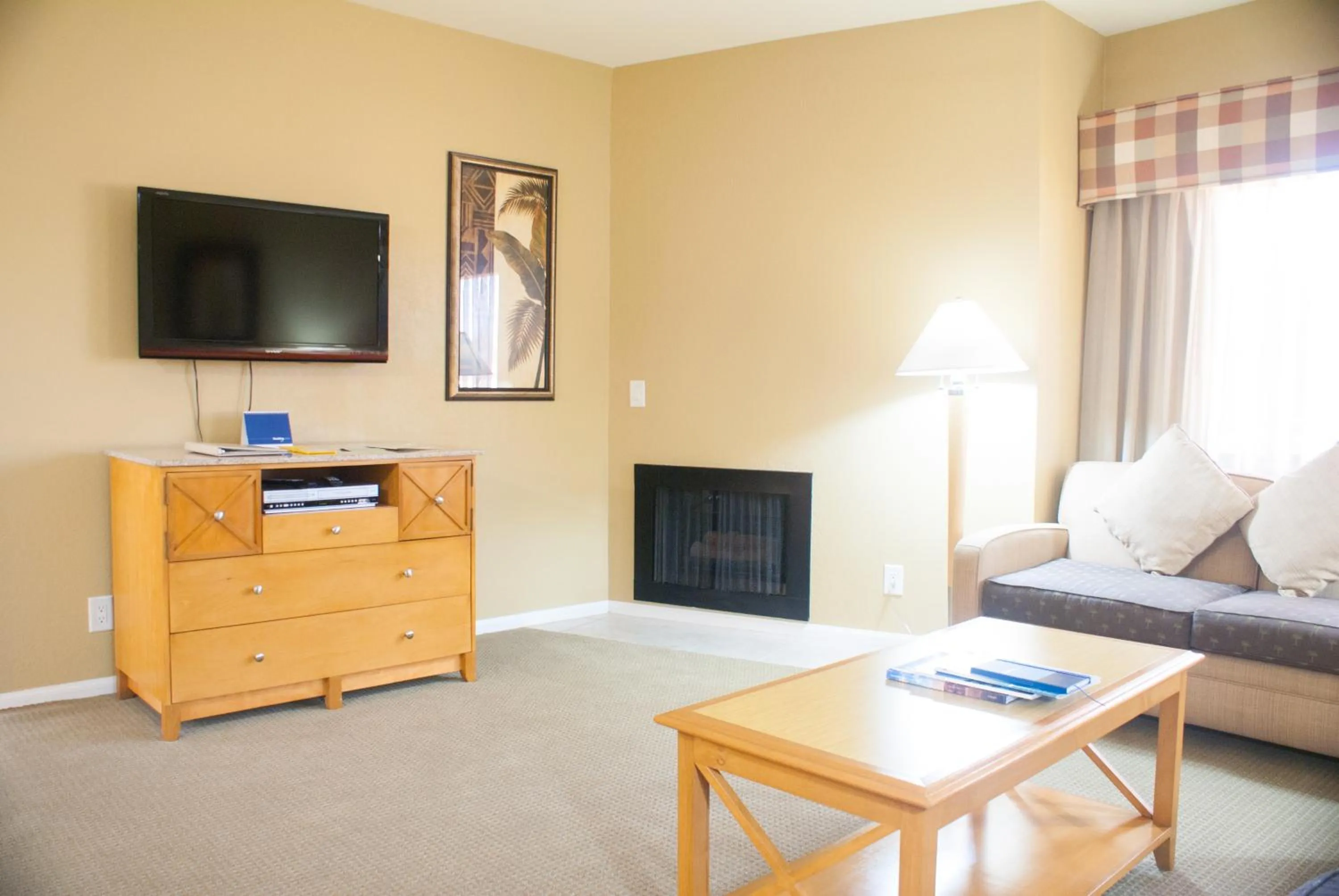 TV and multimedia in Desert Isle Resort