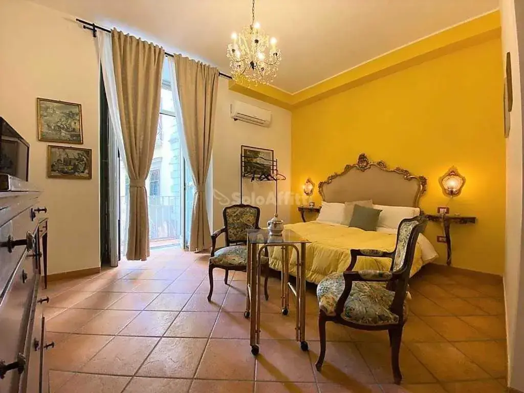 Suite with City View - single occupancy in B&B Donna Anna Suite with City View - single occupancy in B&B Donna Anna