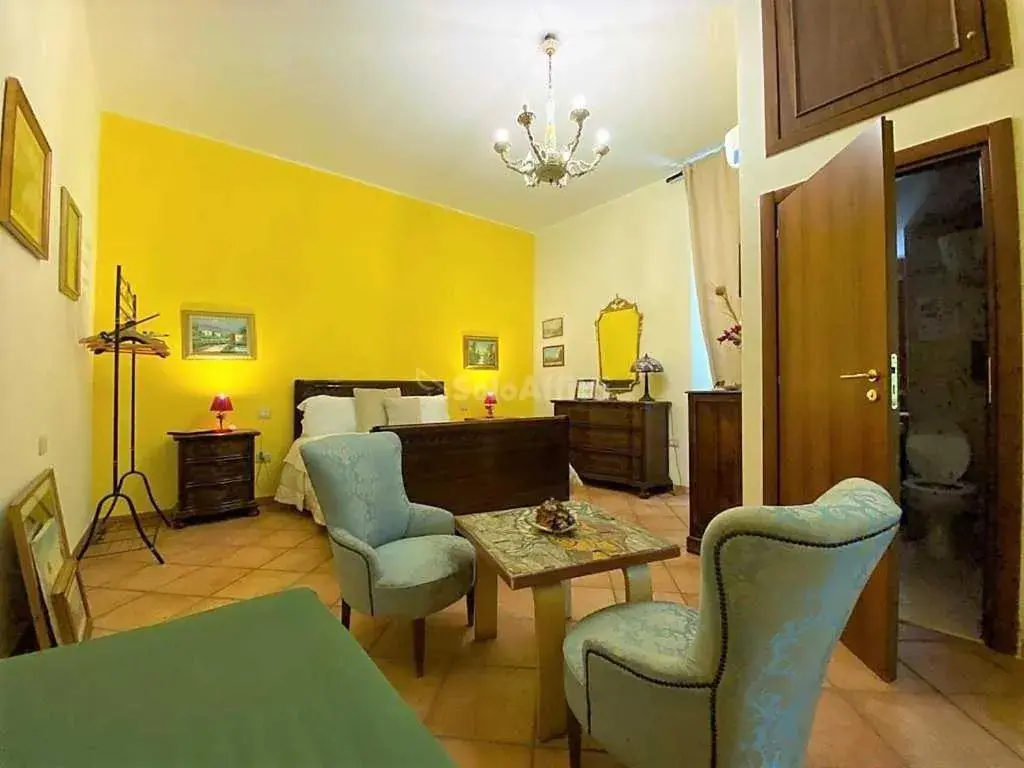 Triple Room with Private Bathroom - single occupancy in B&B Donna Anna Triple Room with Private Bathroom - single occupancy in B&B Donna Anna