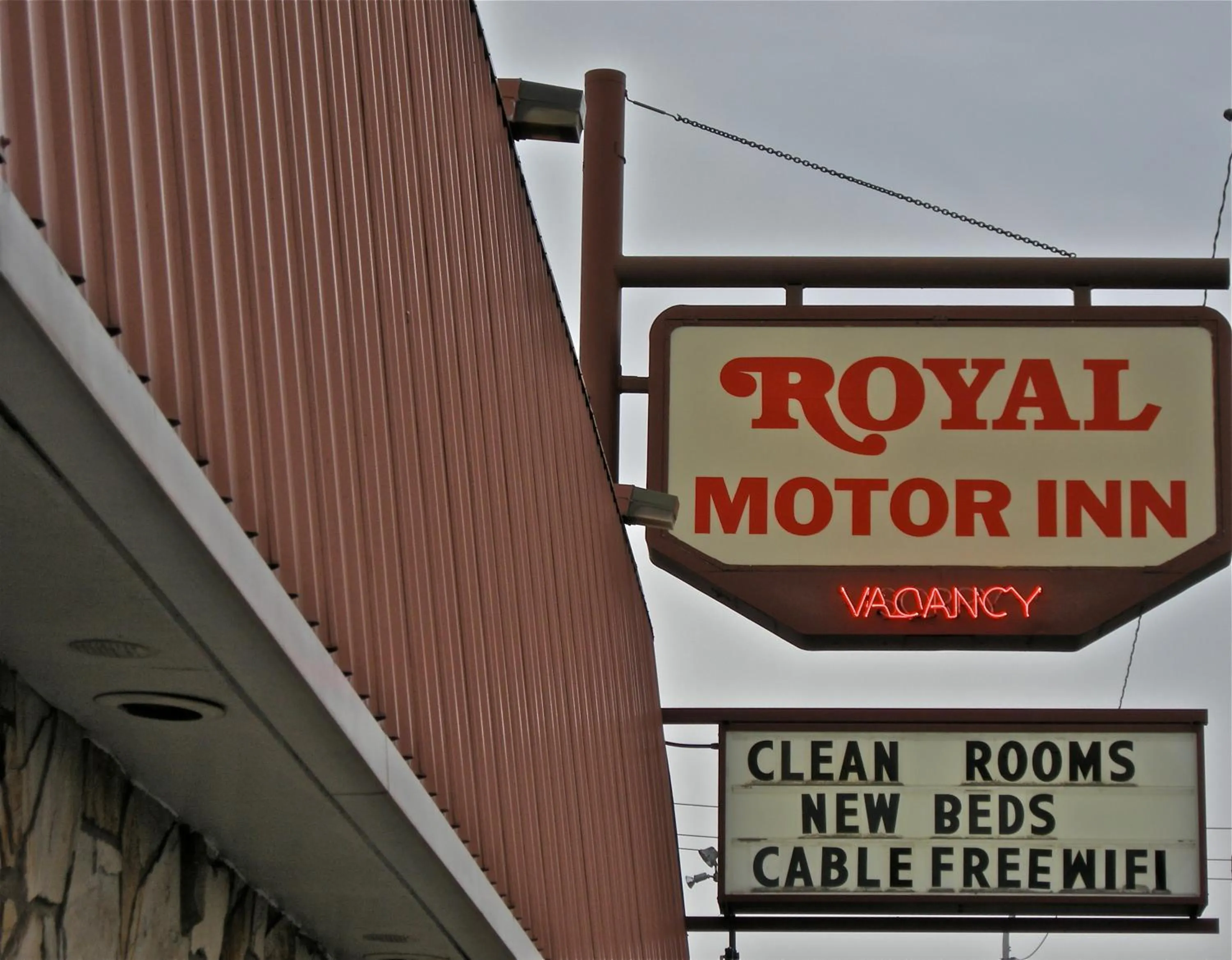 Royal Motor Inn