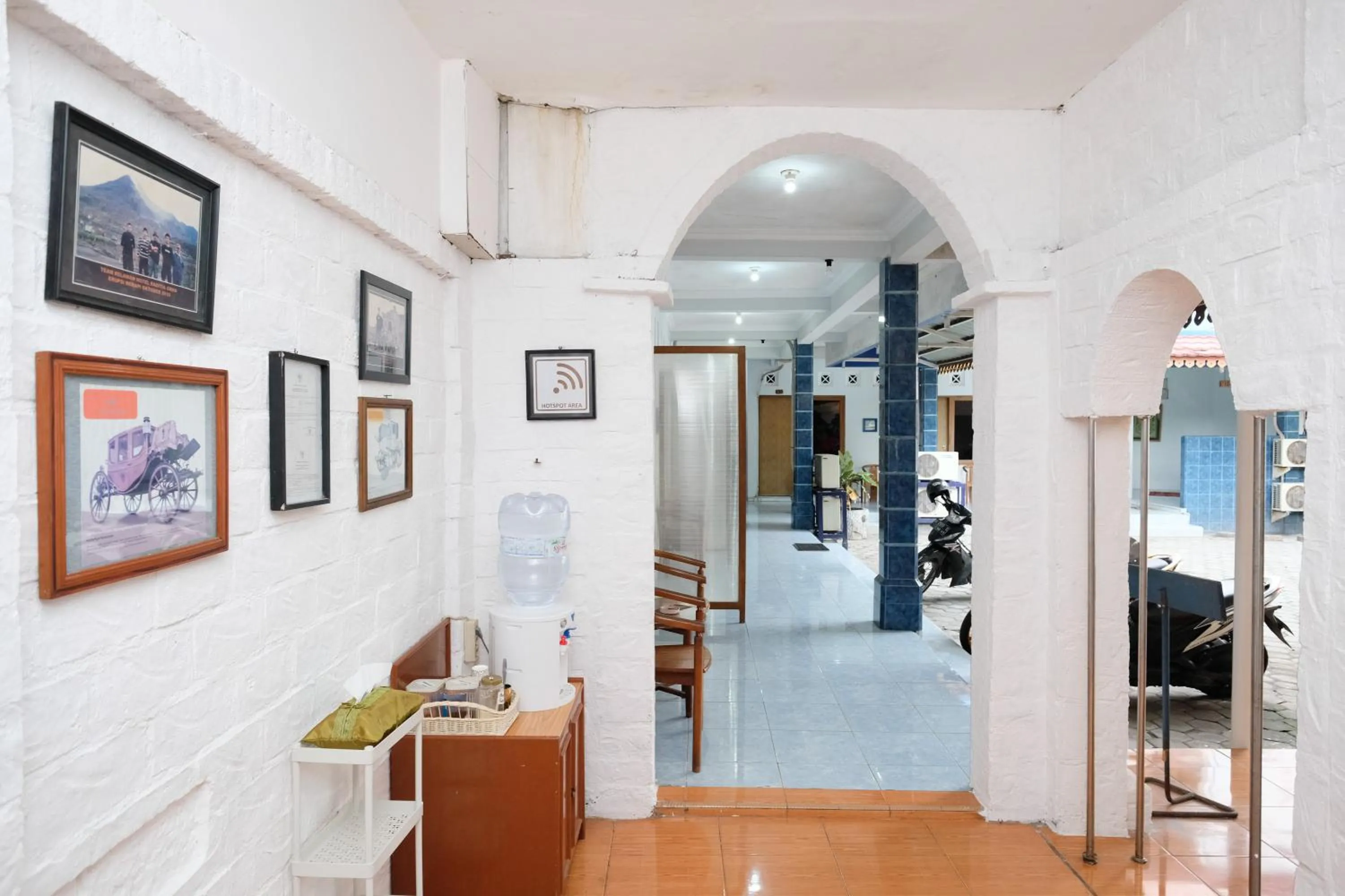 Property building in RedDoorz Syariah At Jalan Menteri Supeno