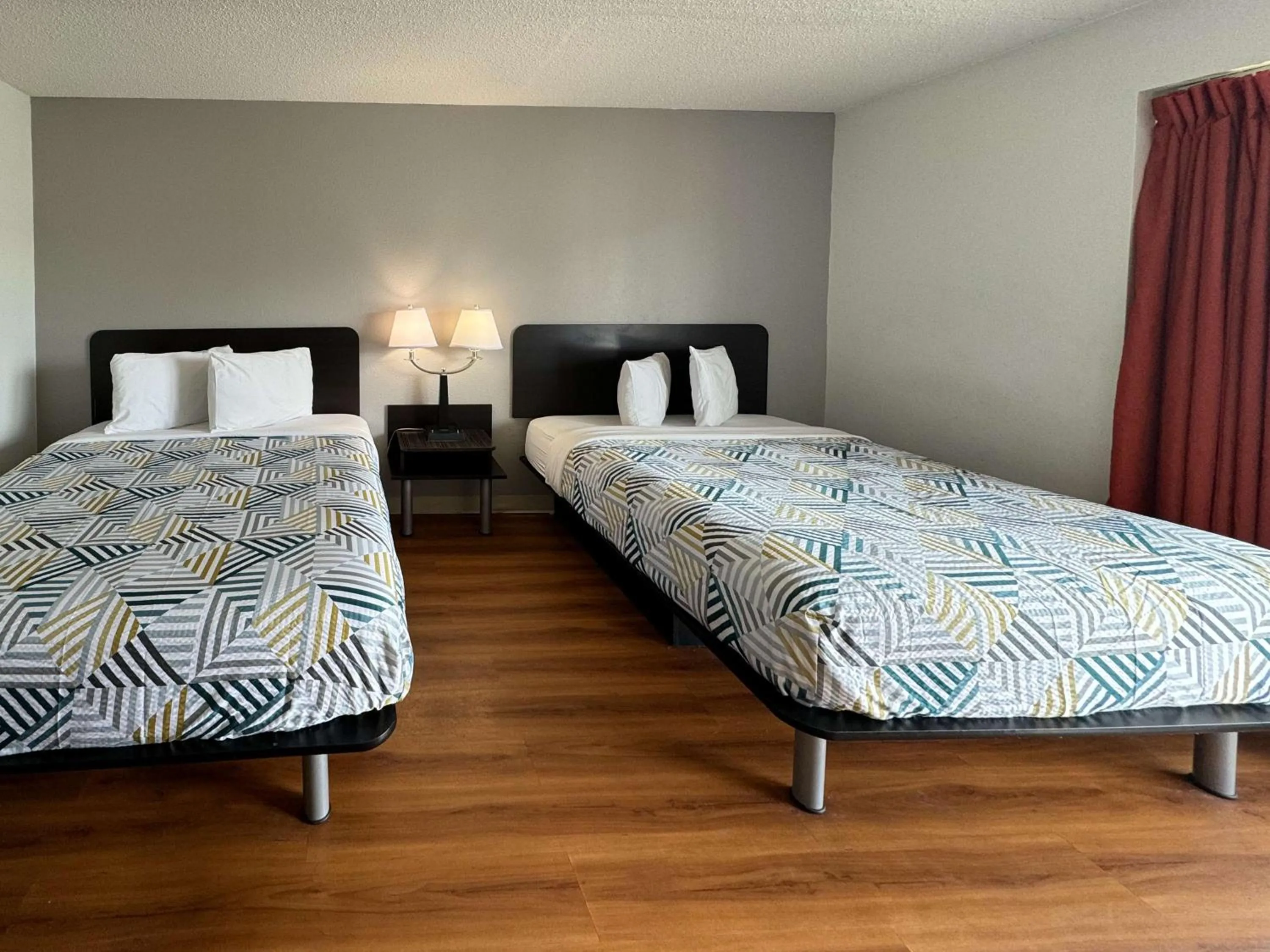 Bedroom, Bed in Motel 6-Butte, MT - Historic City Center