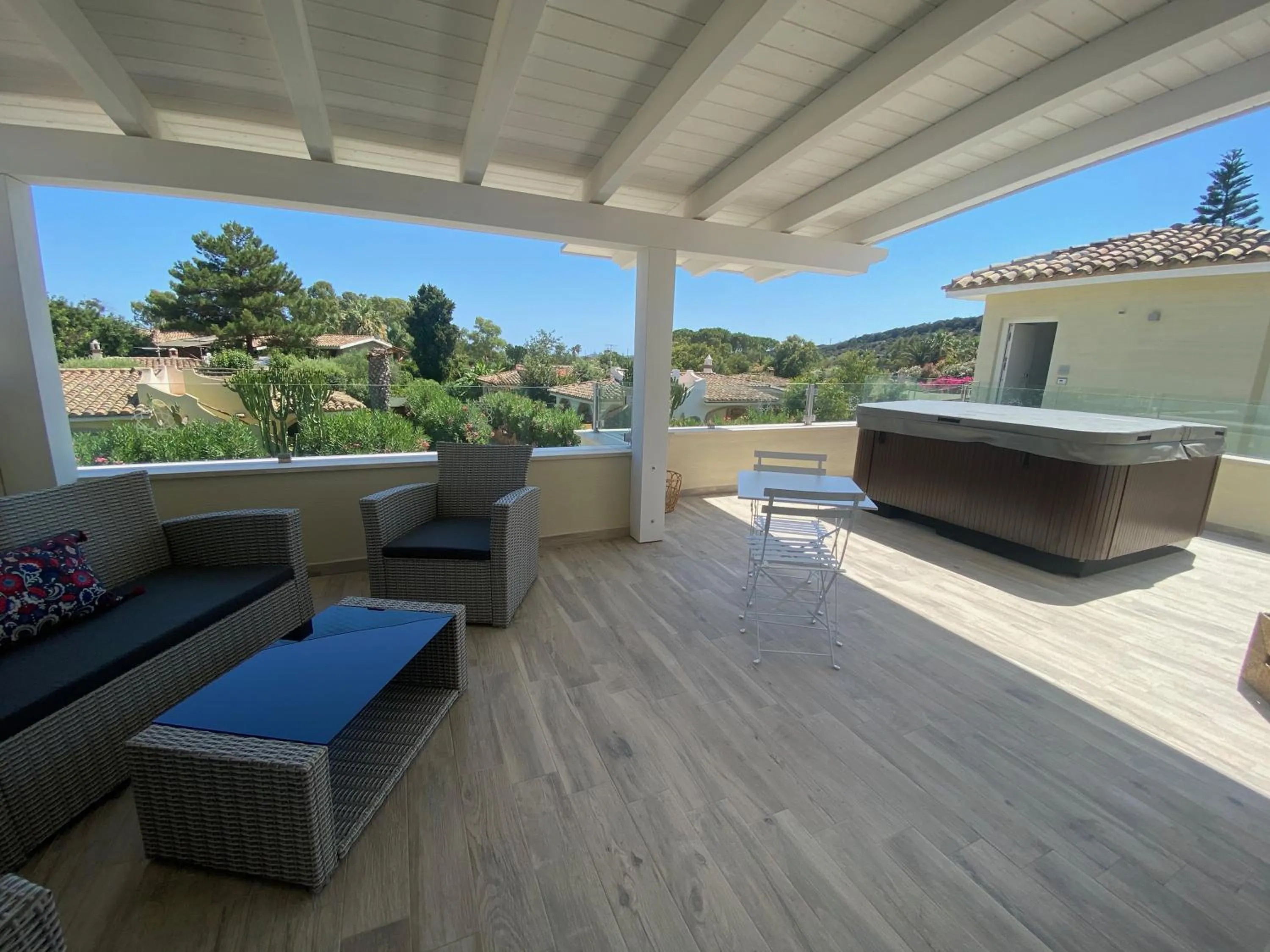 Hot Tub in Suimi's Hotel