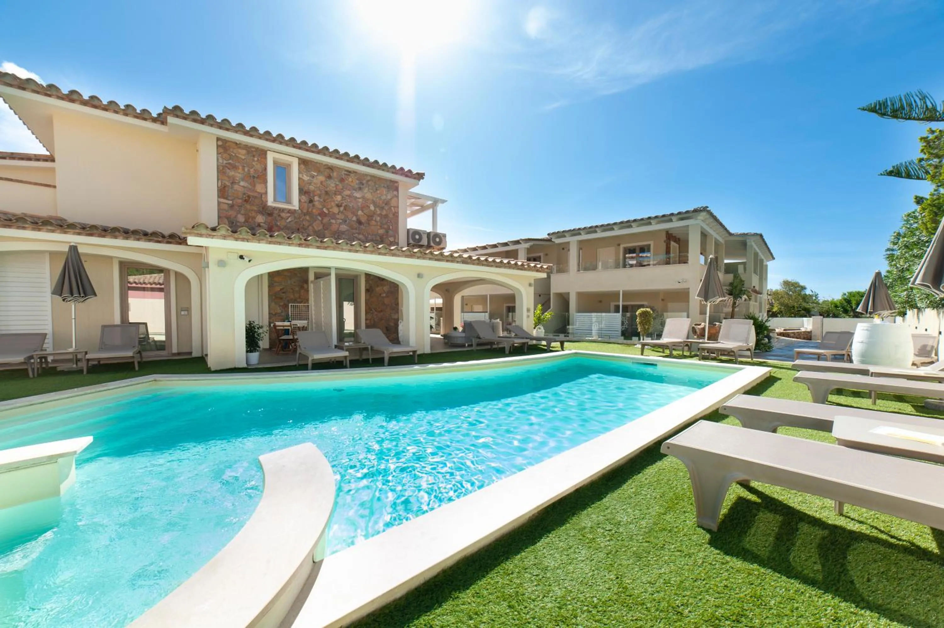 Pool view in Suimi's Hotel