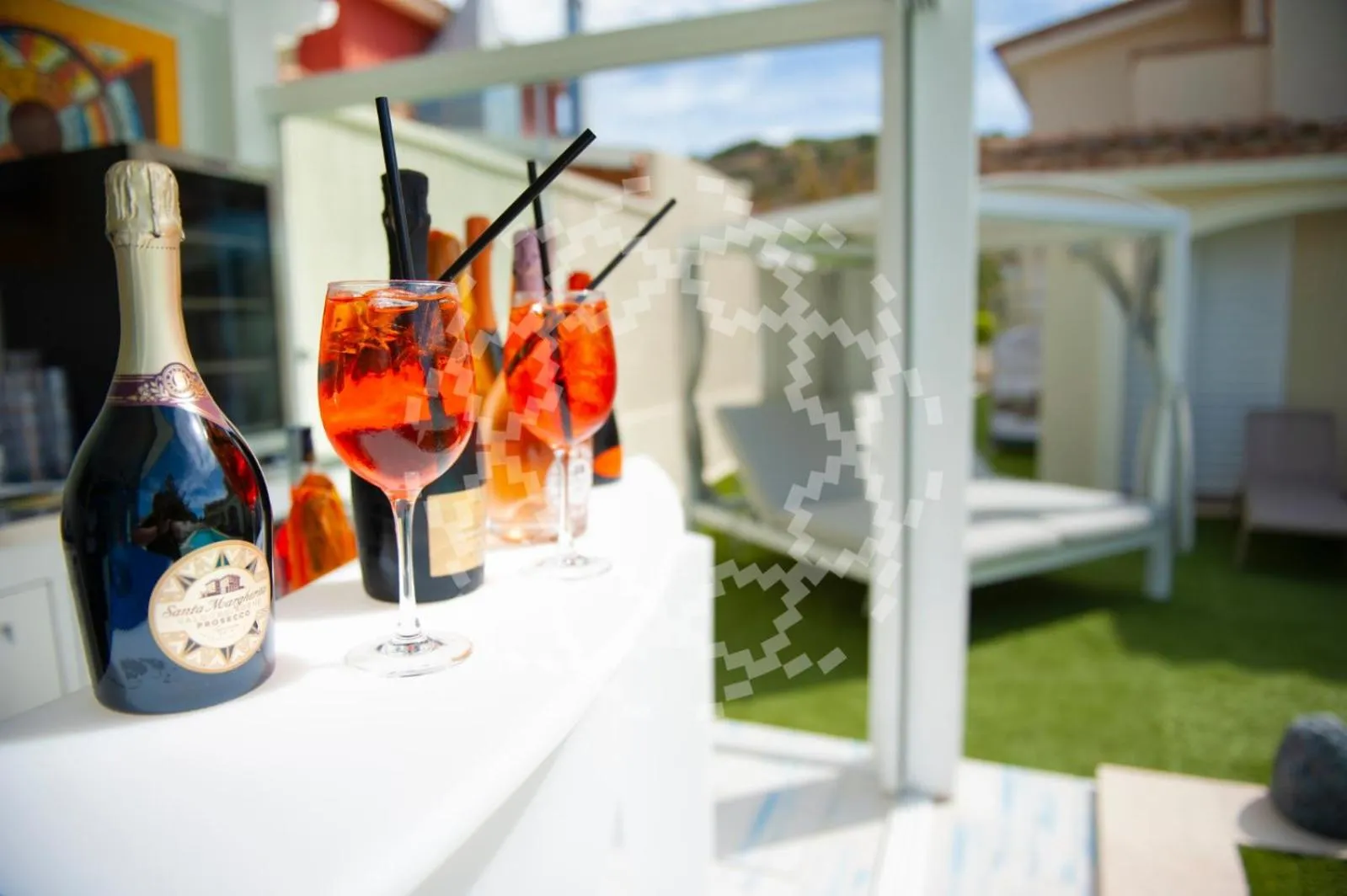 Swimming pool in Suimi's Hotel