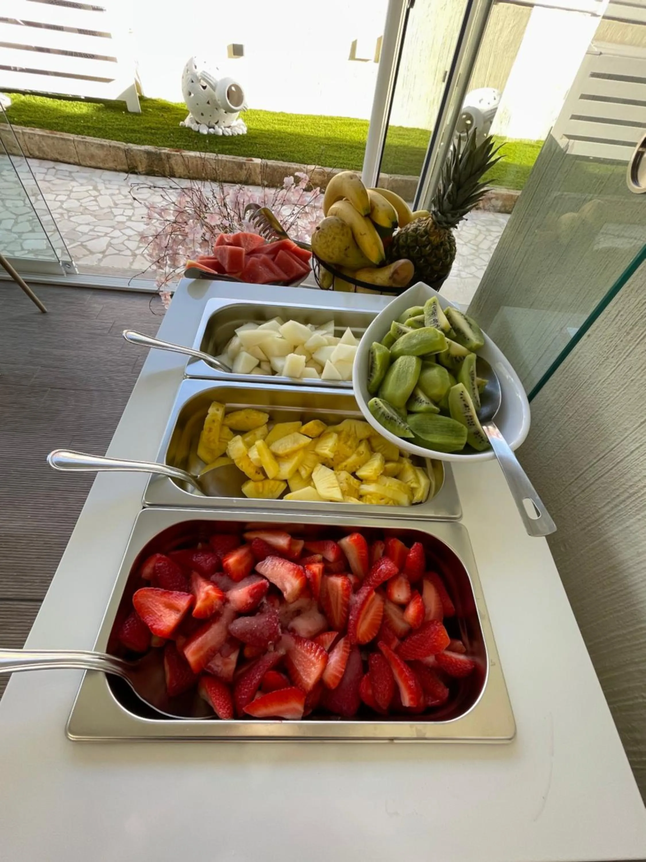 Food and drinks in Suimi's Hotel