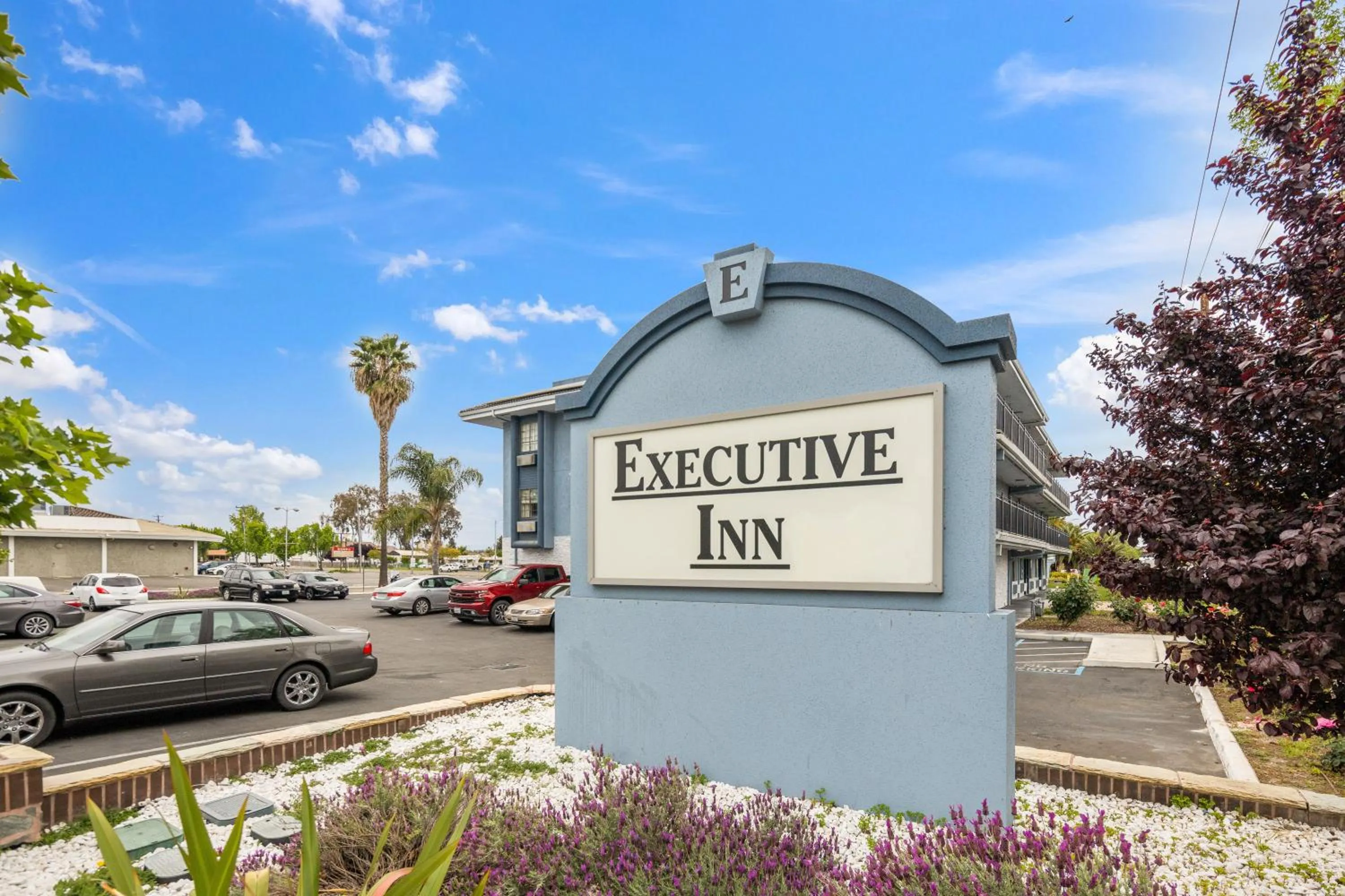 Executive Inn