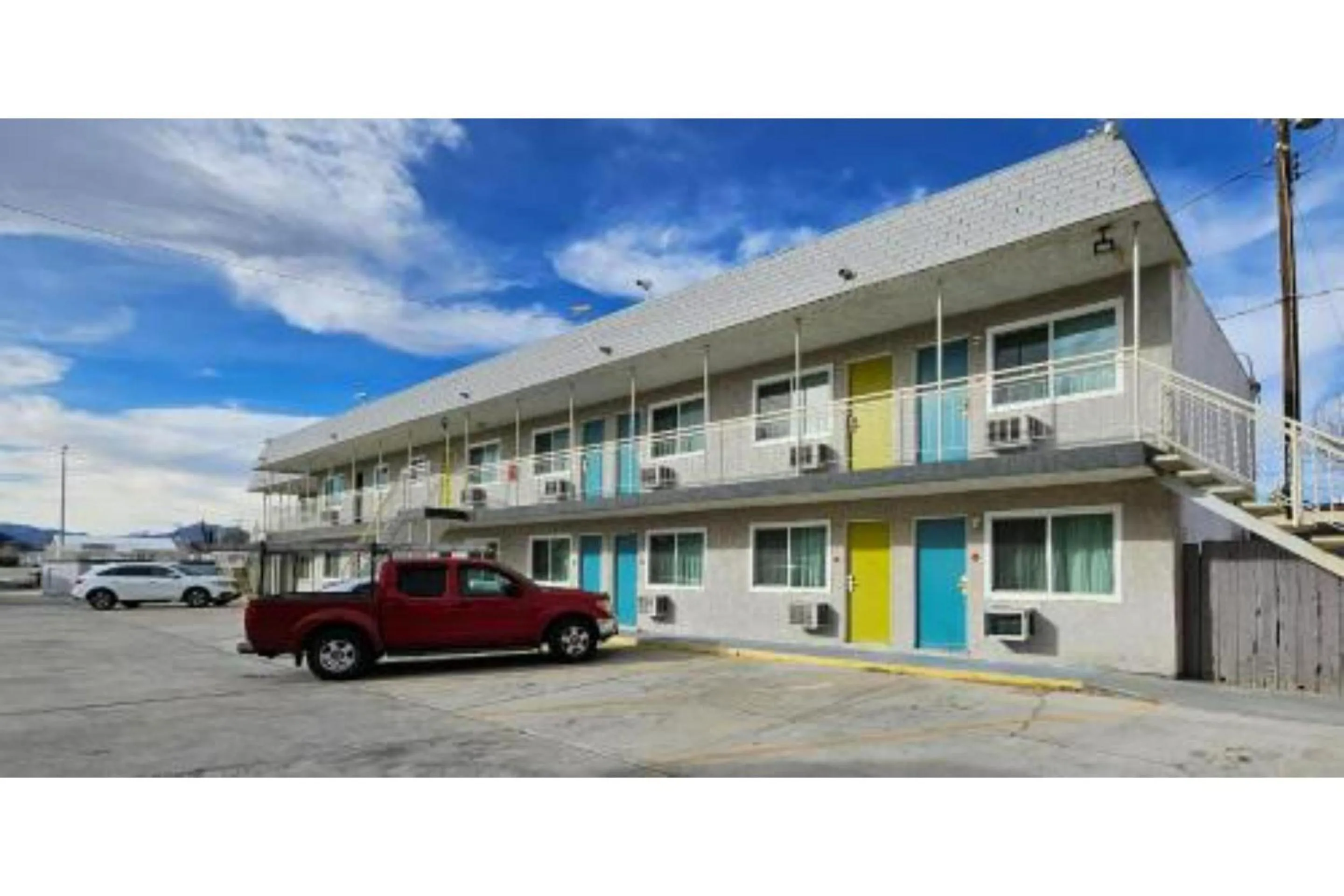 Parking in Hotel Ridgecrest An Extended Stay Studio