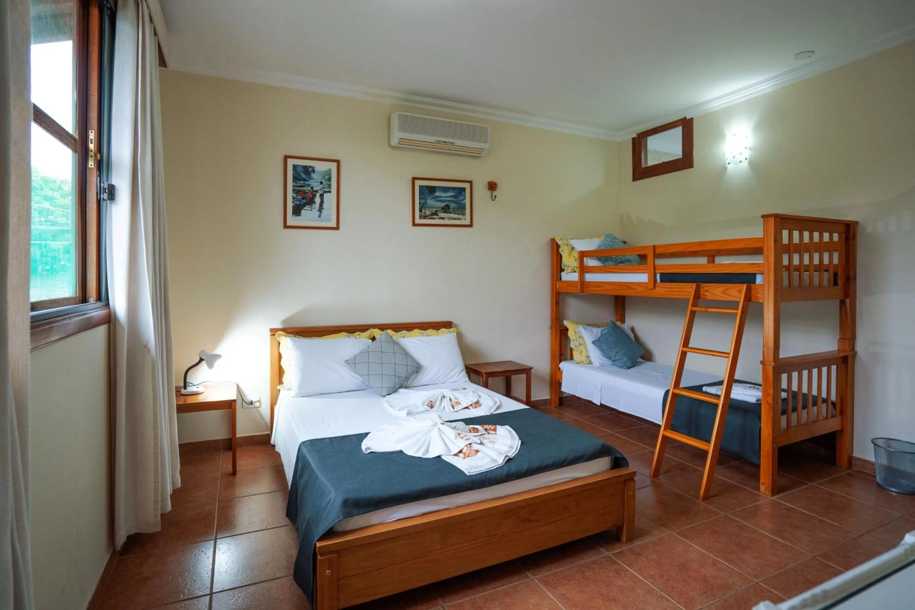 Bedroom, Bed in Pousada Galeria Artes