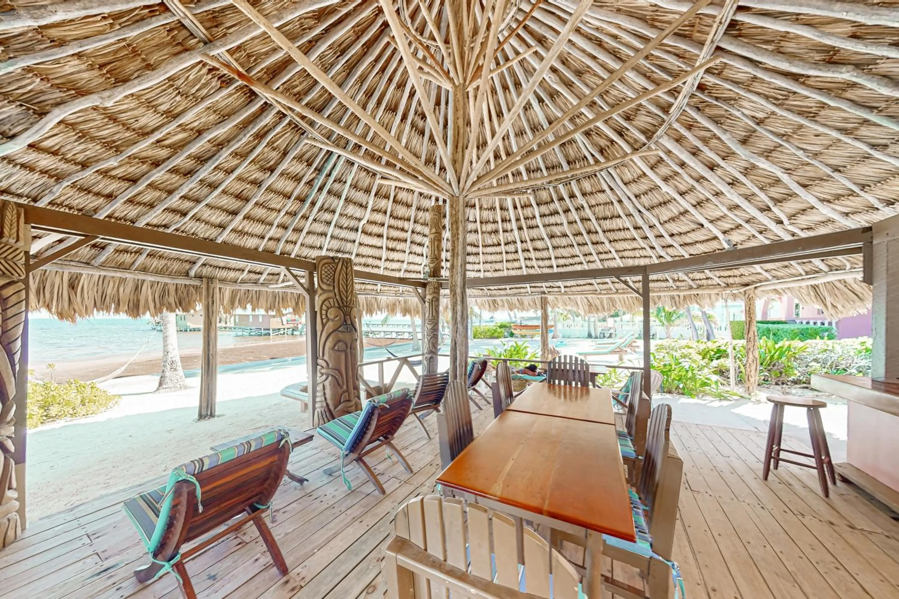 Hibiscus @ Caribe Island