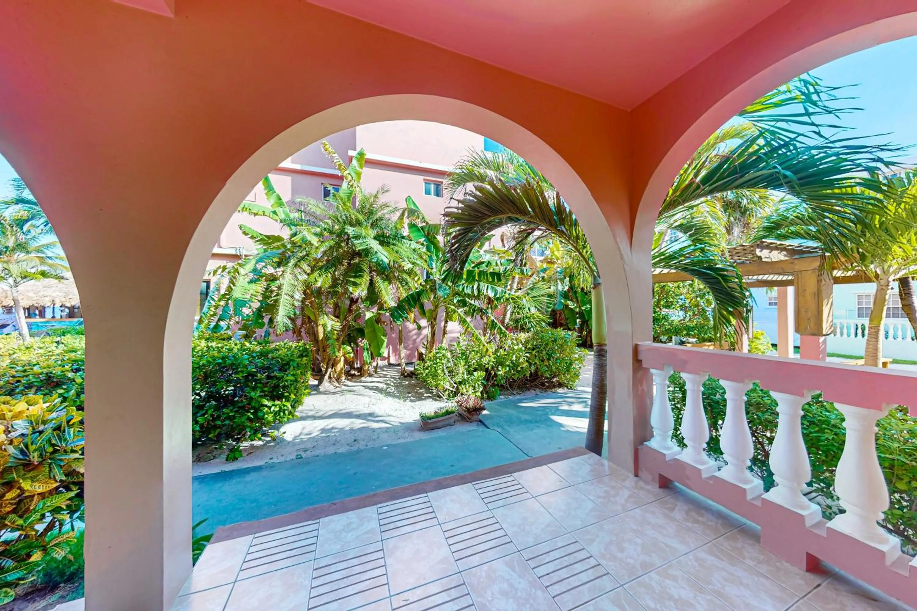 Hibiscus @ Caribe Island