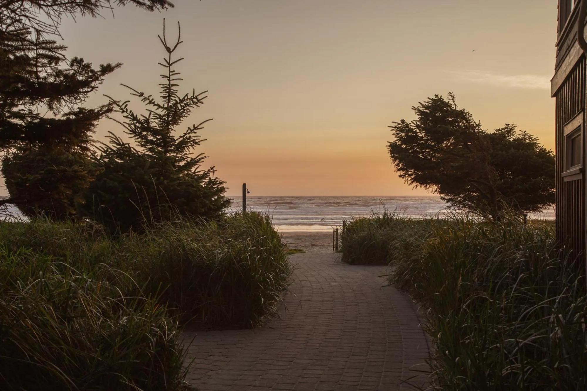 Beach in Long Beach Lodge Resort