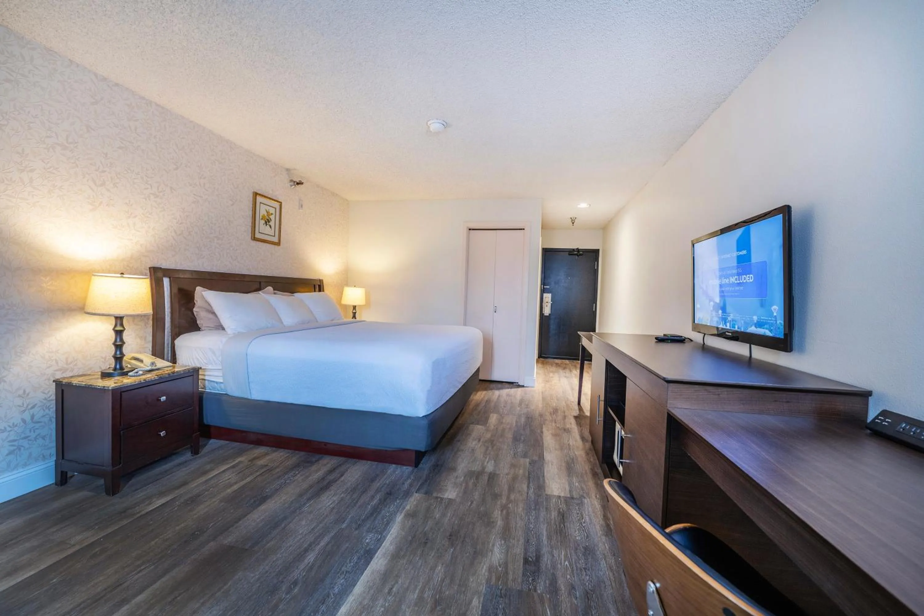 Bedroom, Bed in Hotel International