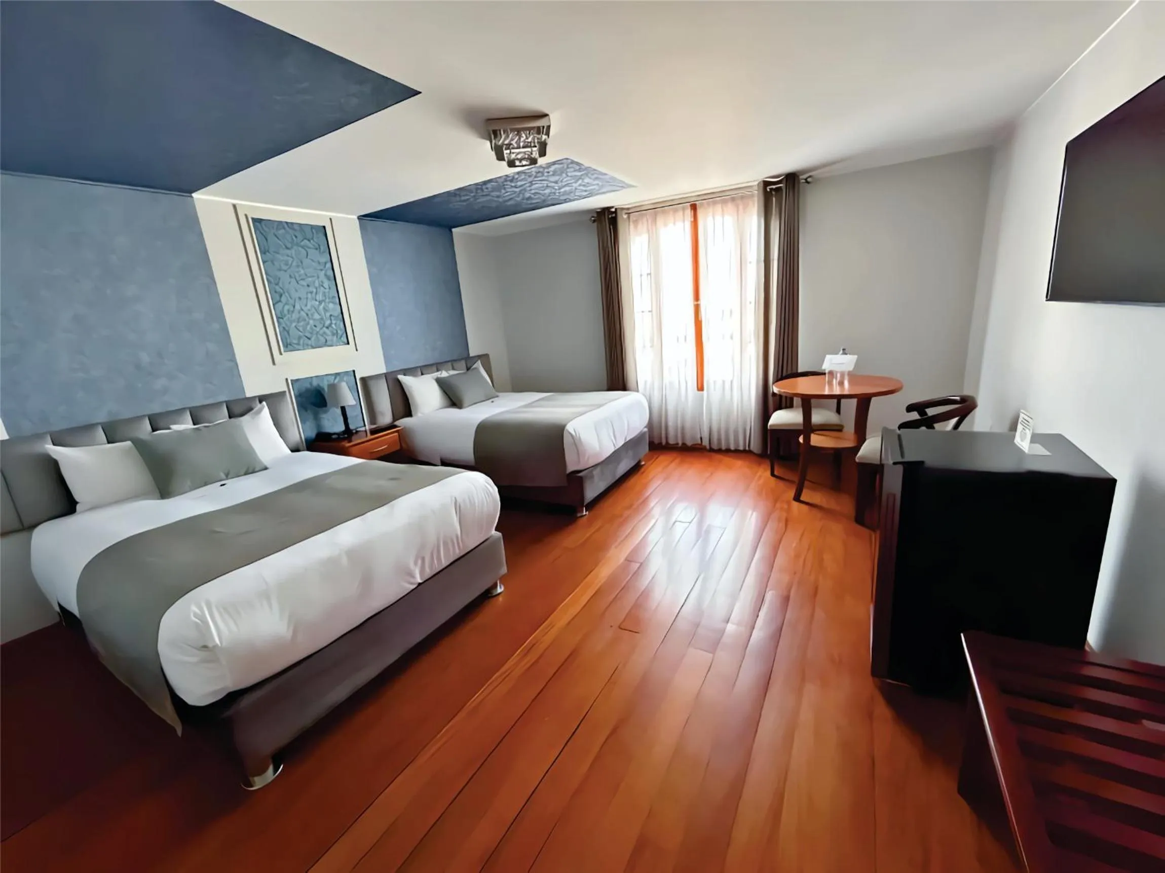 Bedroom, Bed in Hotel Fundador by Robles