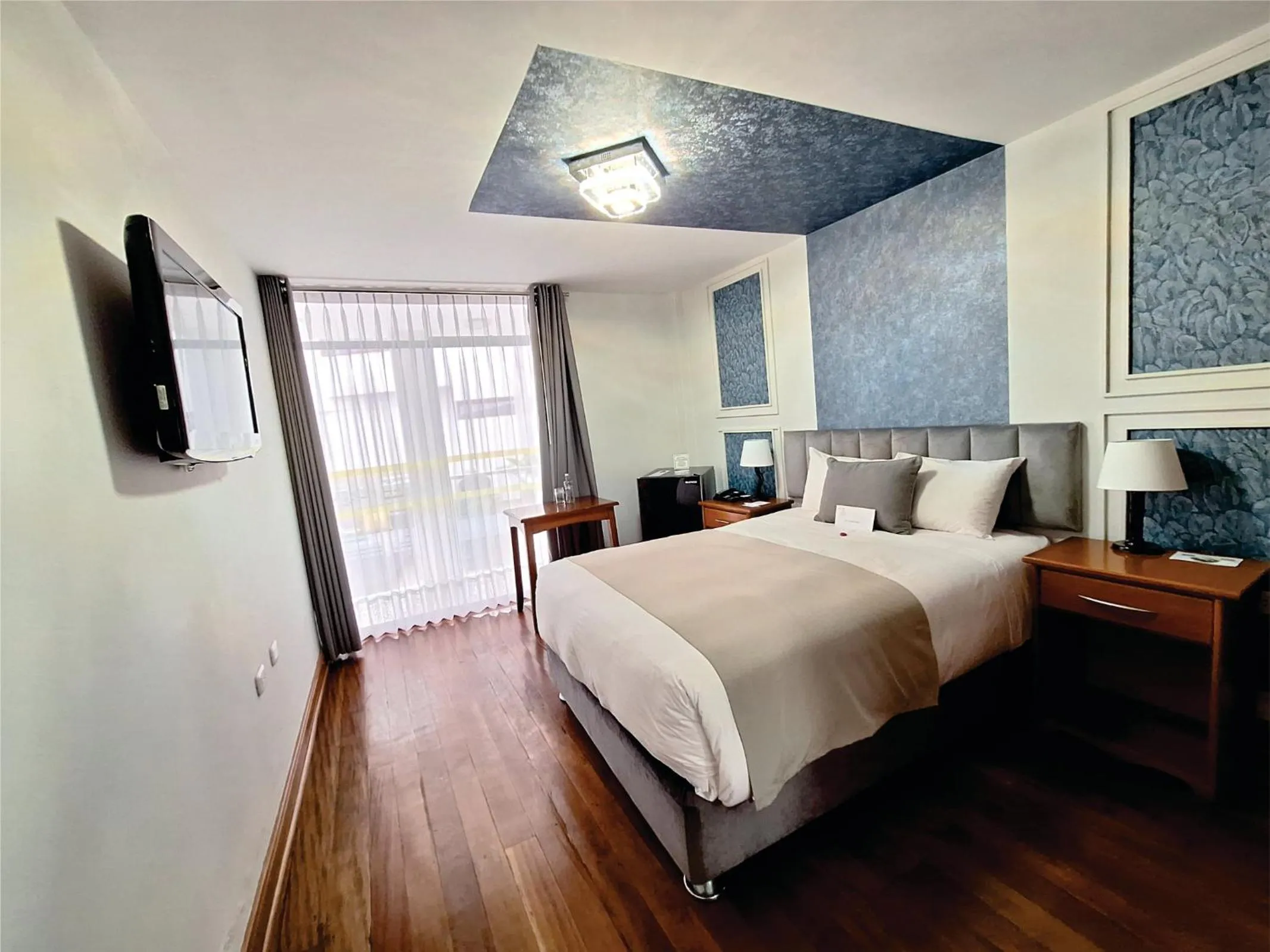 Bedroom, Bed in Hotel Fundador by Robles