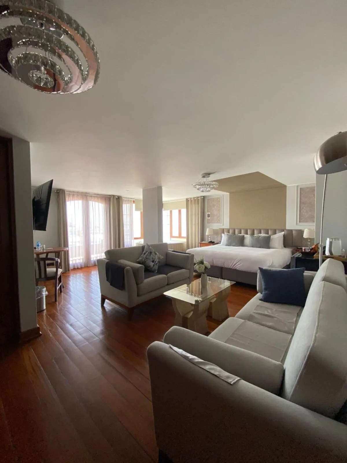 Hotel Fundador by Robles